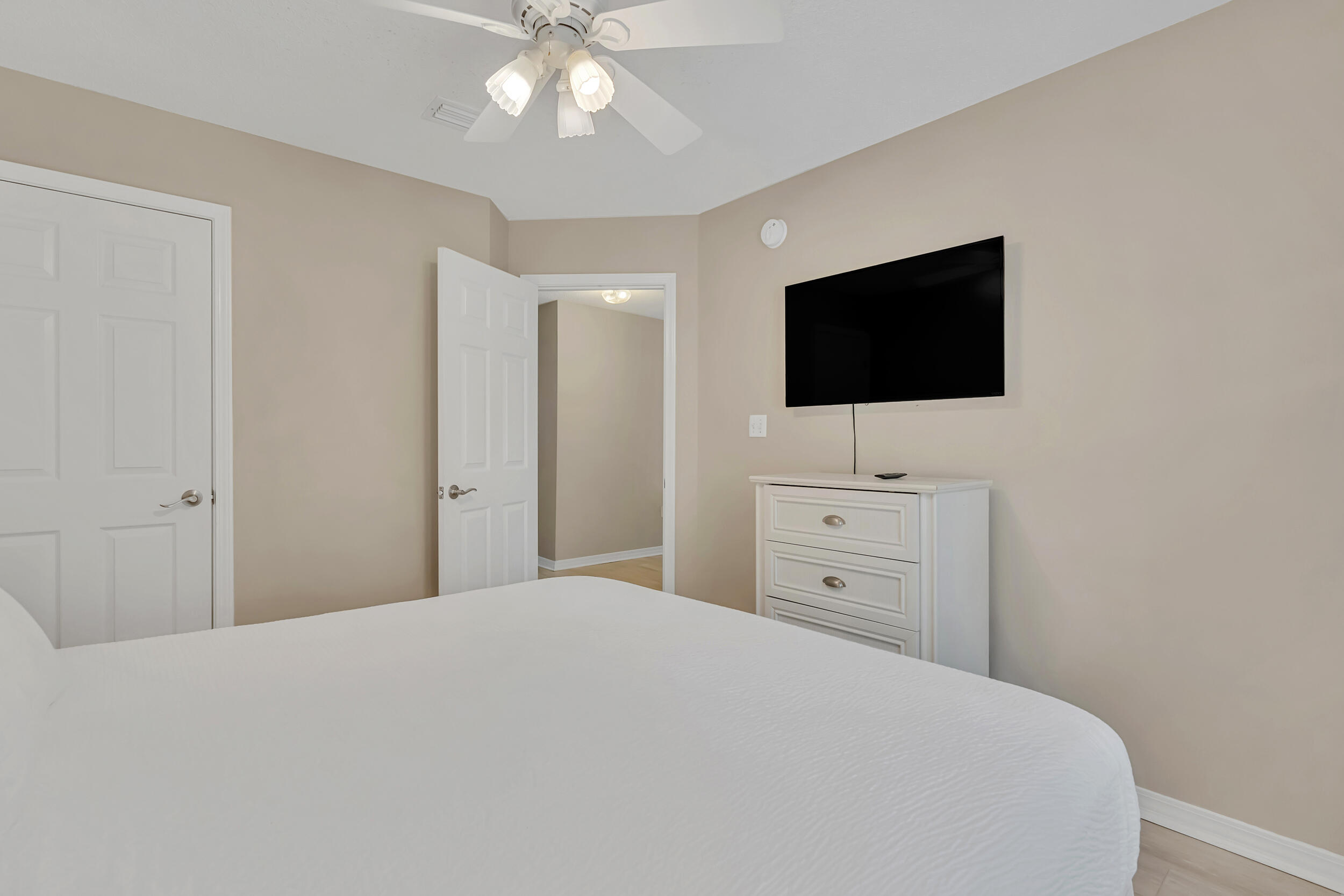 MARAVILLA COTTAGES - Residential