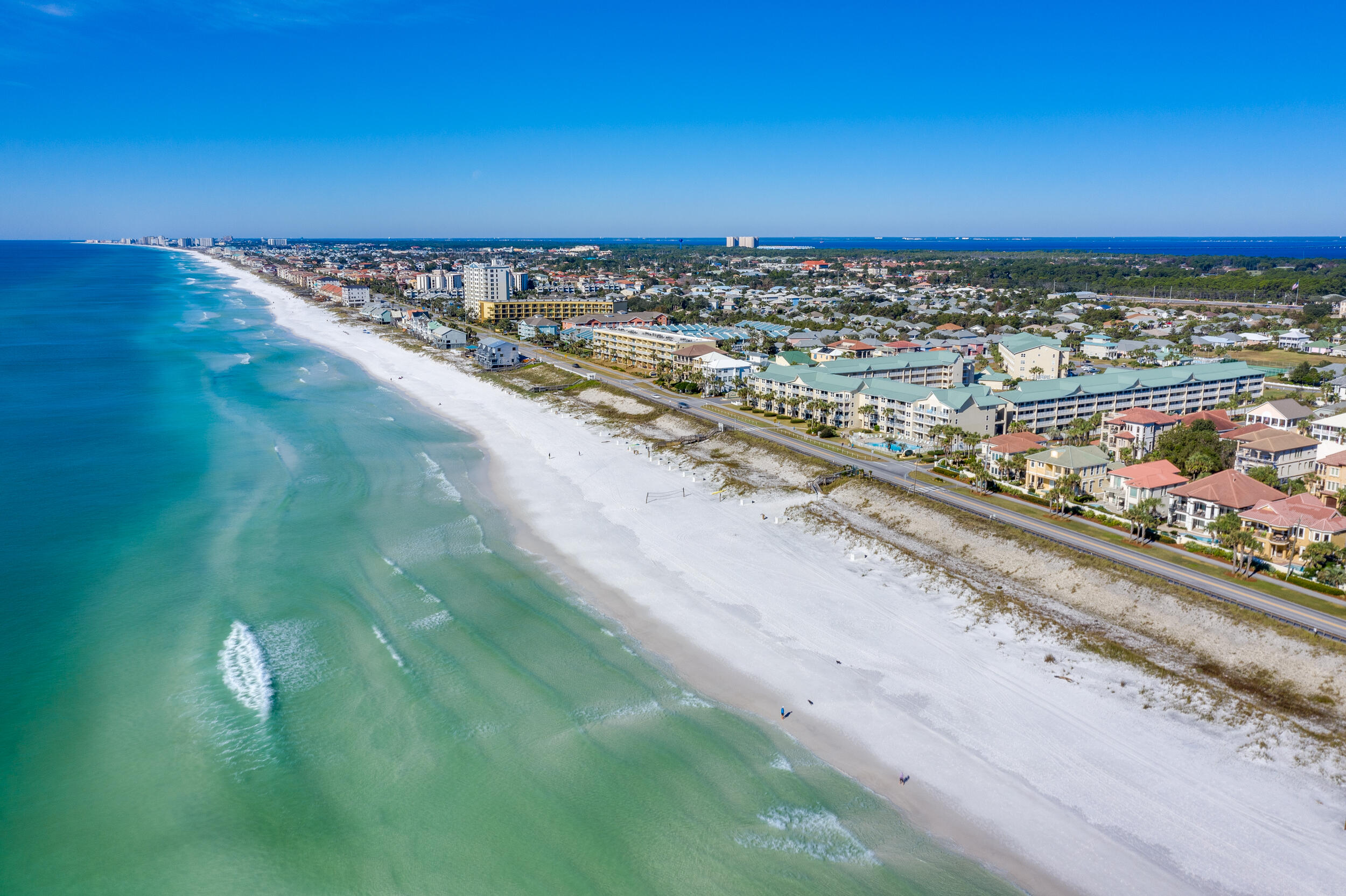 MARAVILLA COTTAGES - Residential