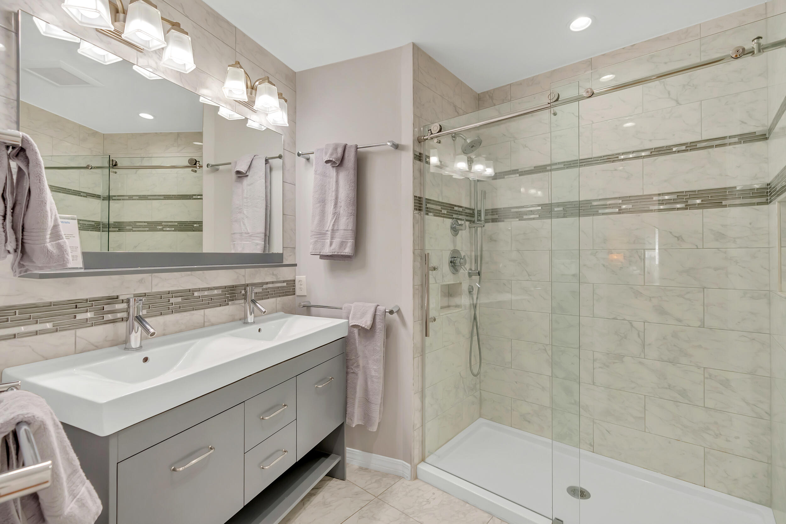 MARAVILLA COTTAGES - Residential