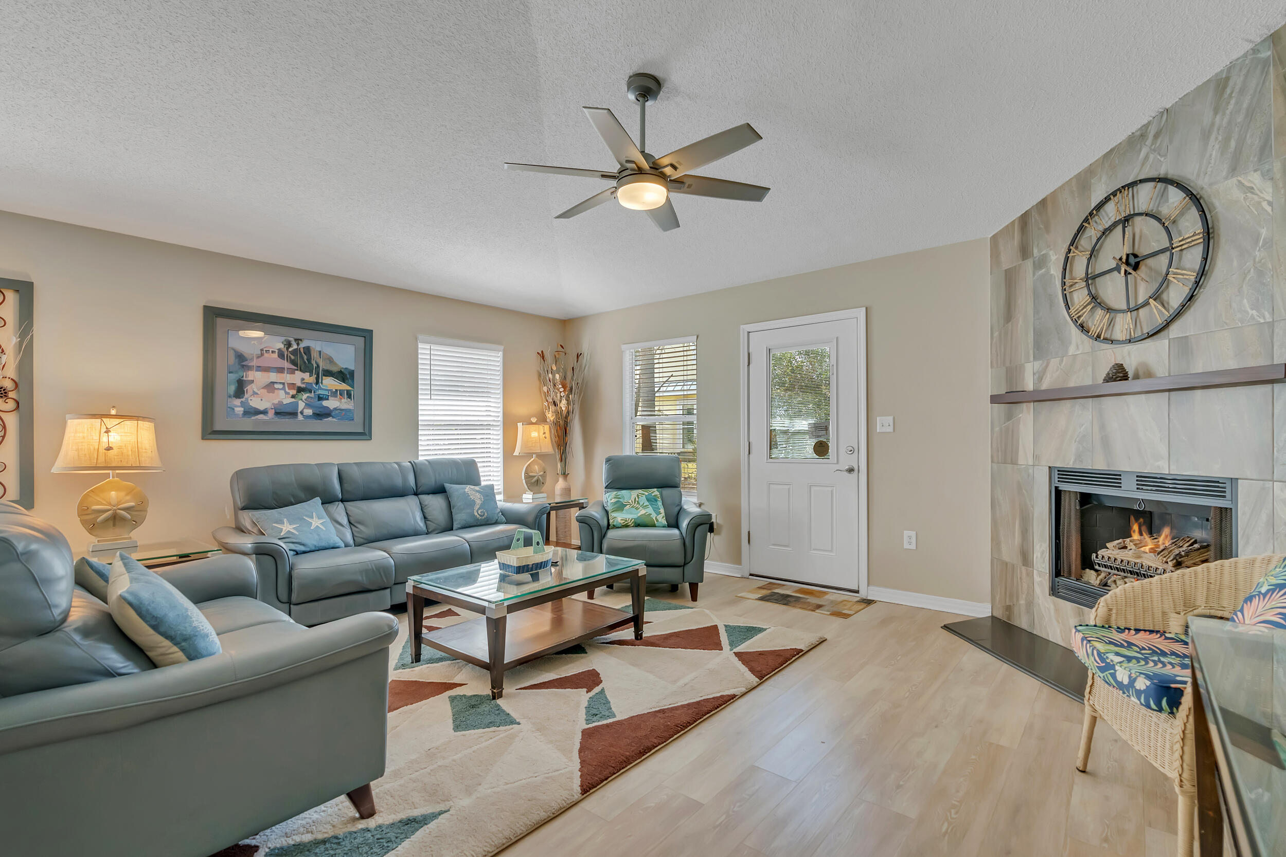 MARAVILLA COTTAGES - Residential