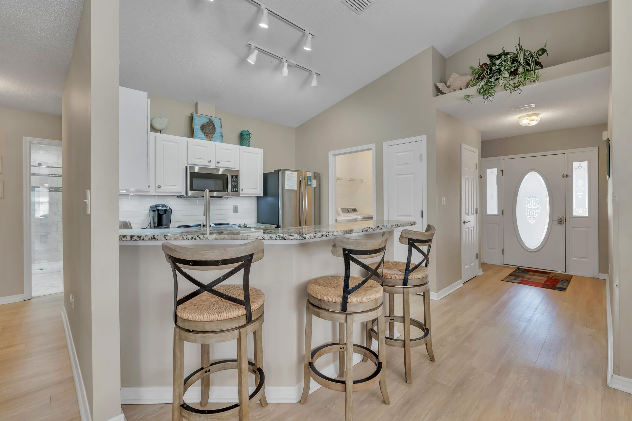 MARAVILLA COTTAGES - Residential