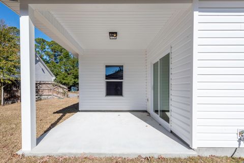 A home in Gulf Breeze