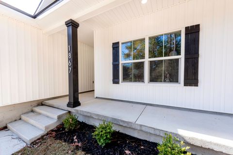 A home in Gulf Breeze