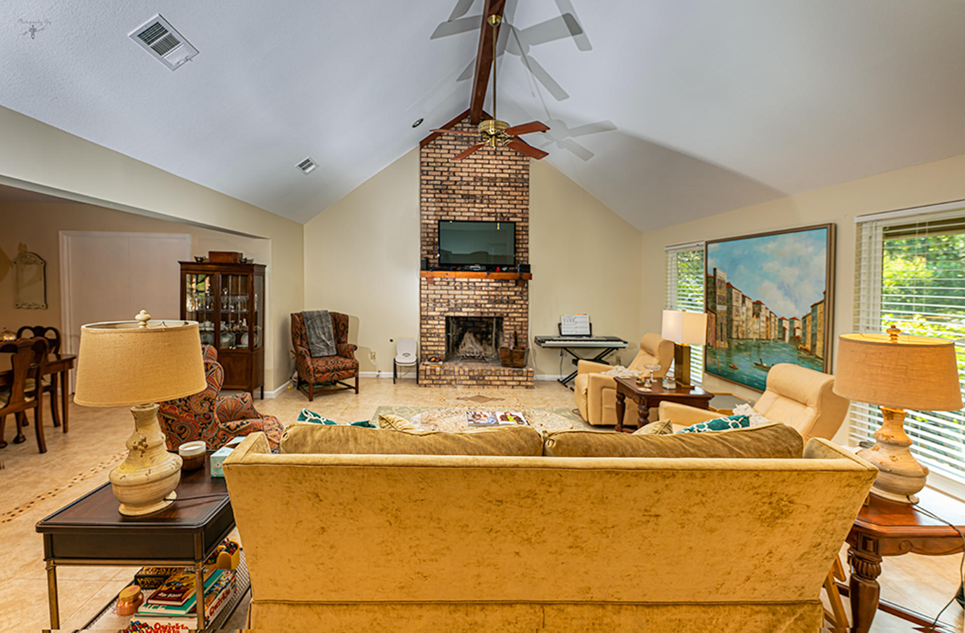 KELL-AIRE GARDENS - Residential