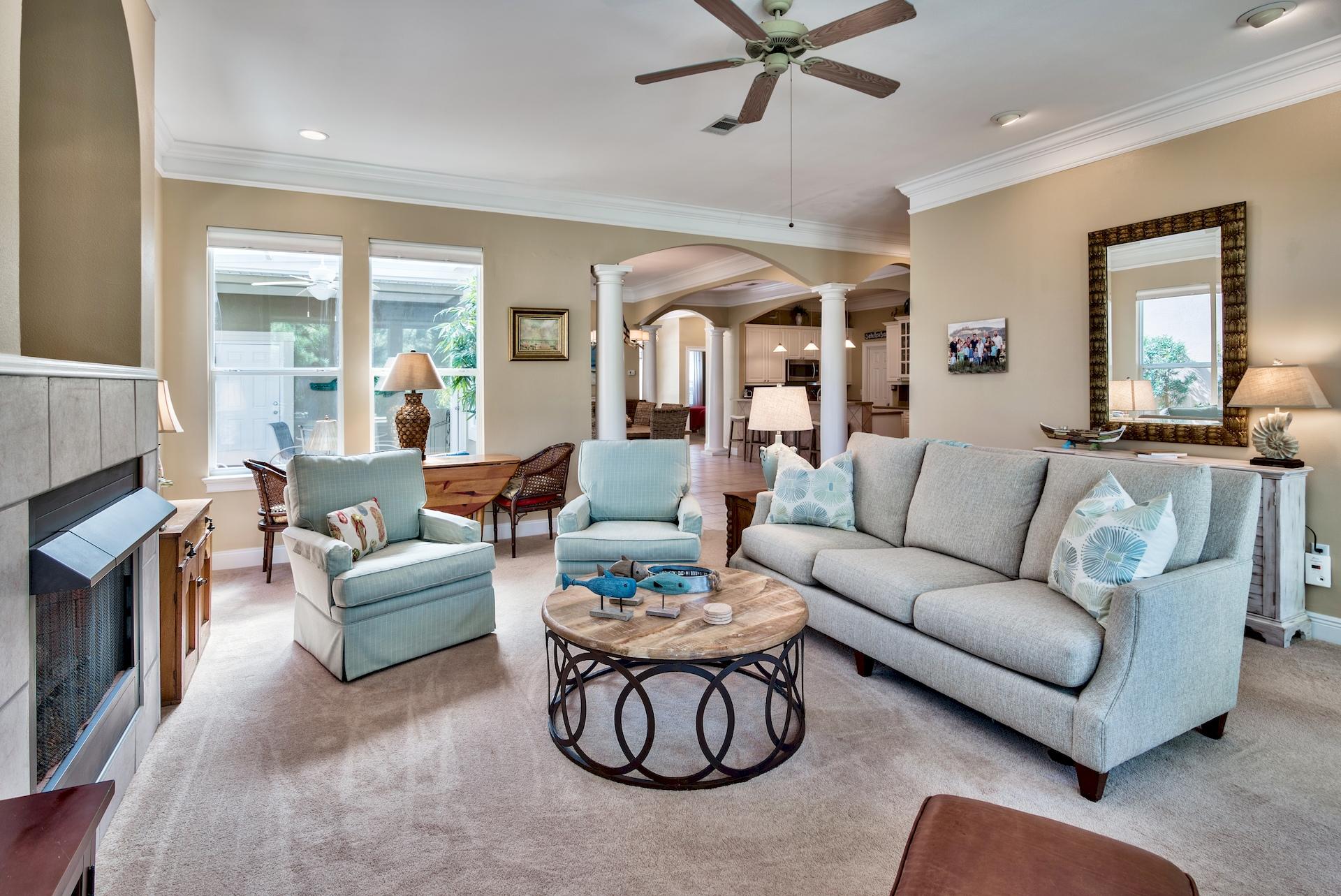 FAIRWAY VILLAS - Residential
