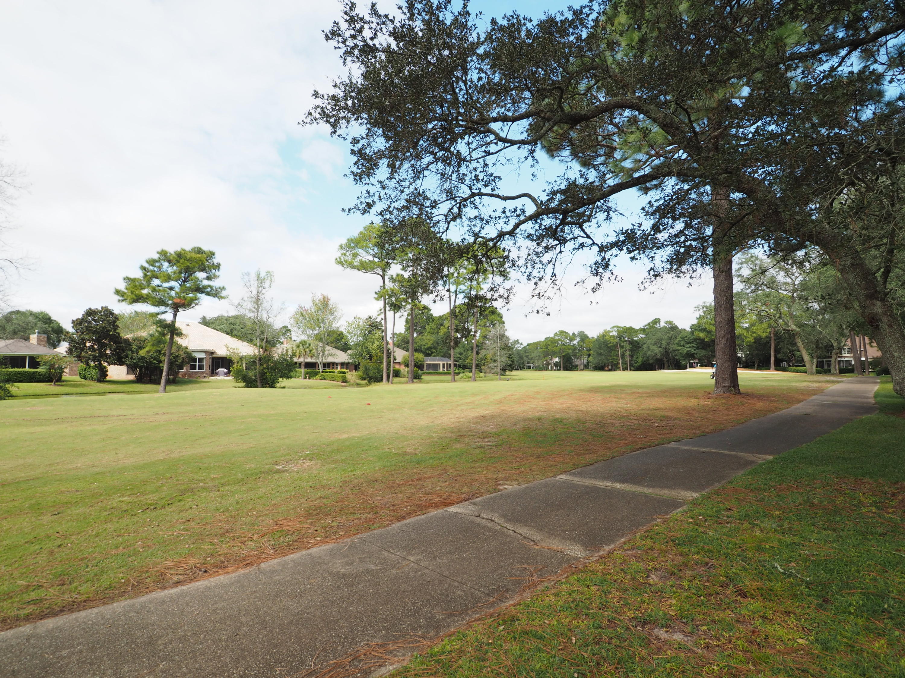 OAKMONT PLACE - Residential