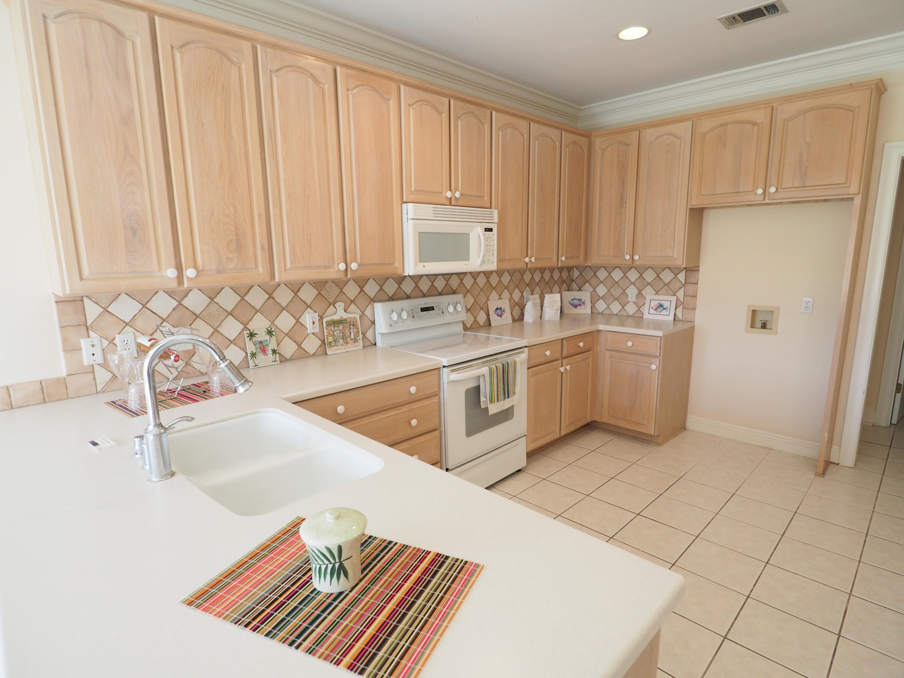 OAKMONT PLACE - Residential