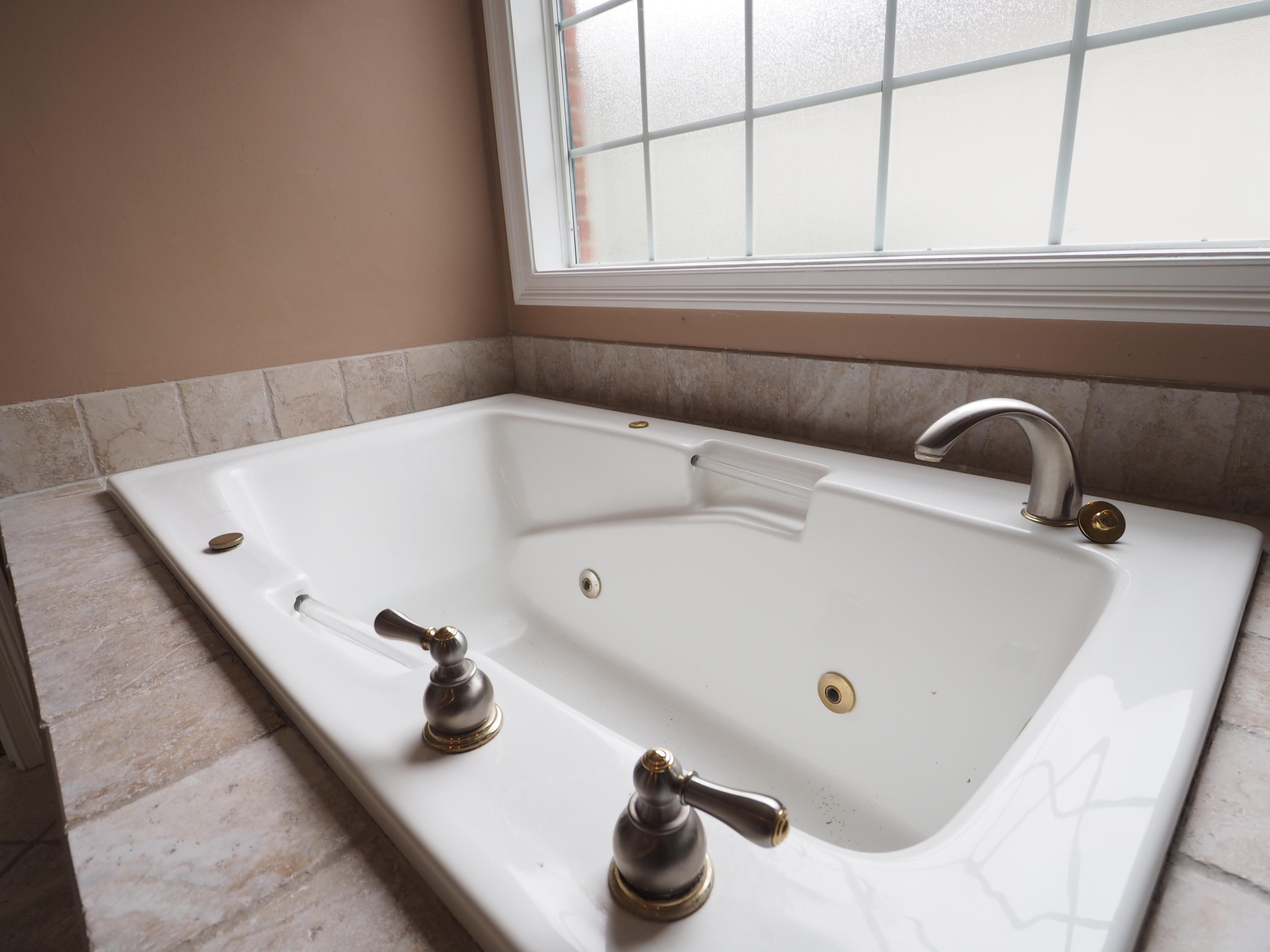 OAKMONT PLACE - Residential