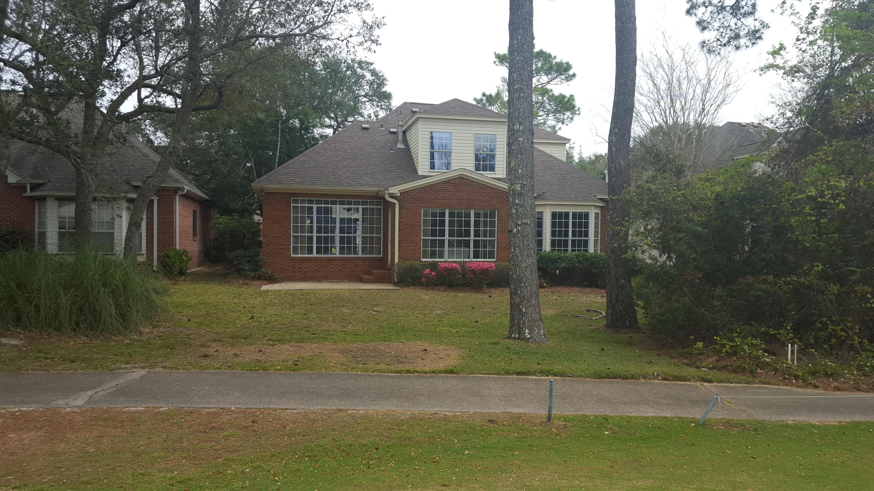 OAKMONT PLACE - Residential