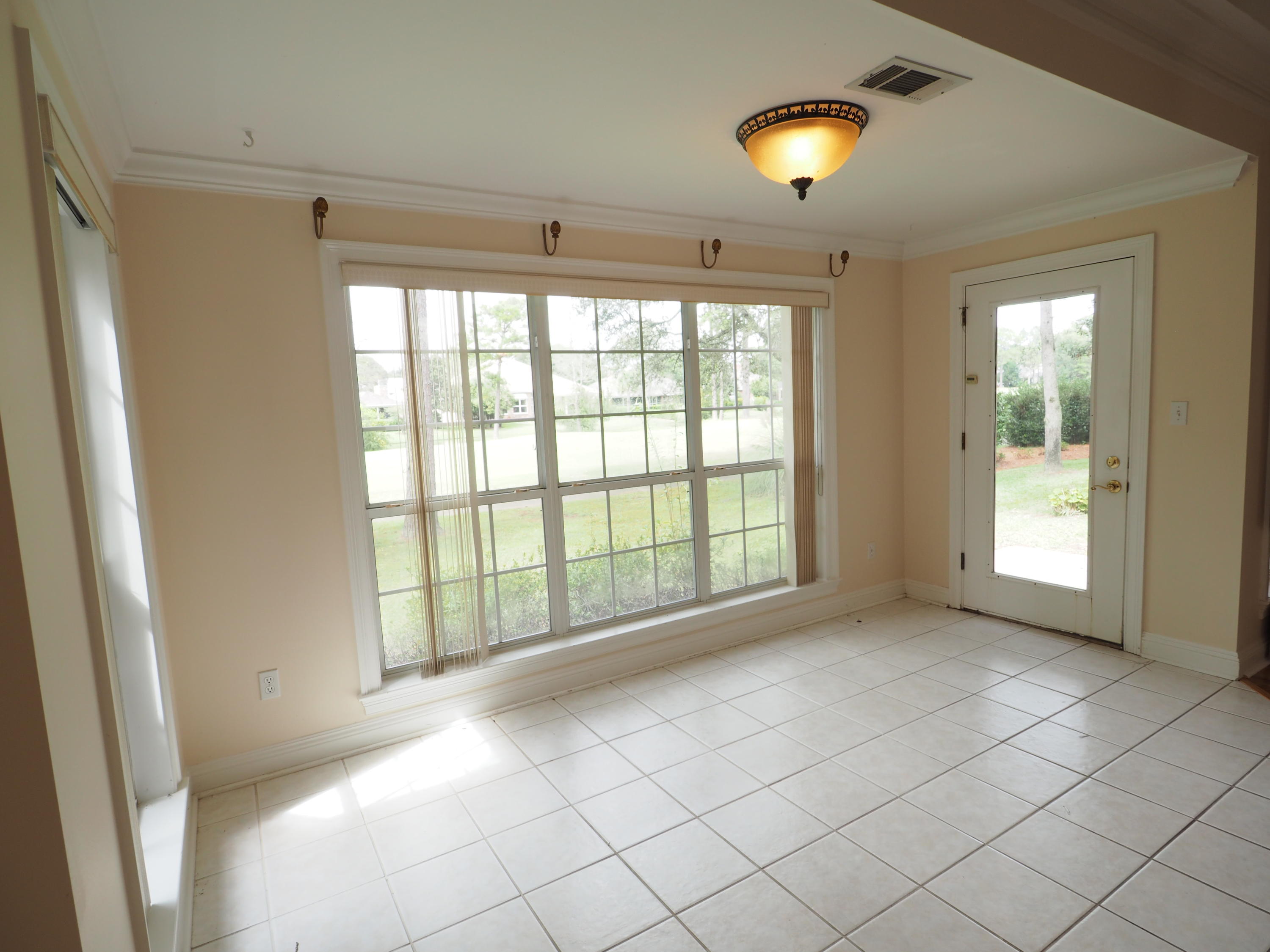 OAKMONT PLACE - Residential