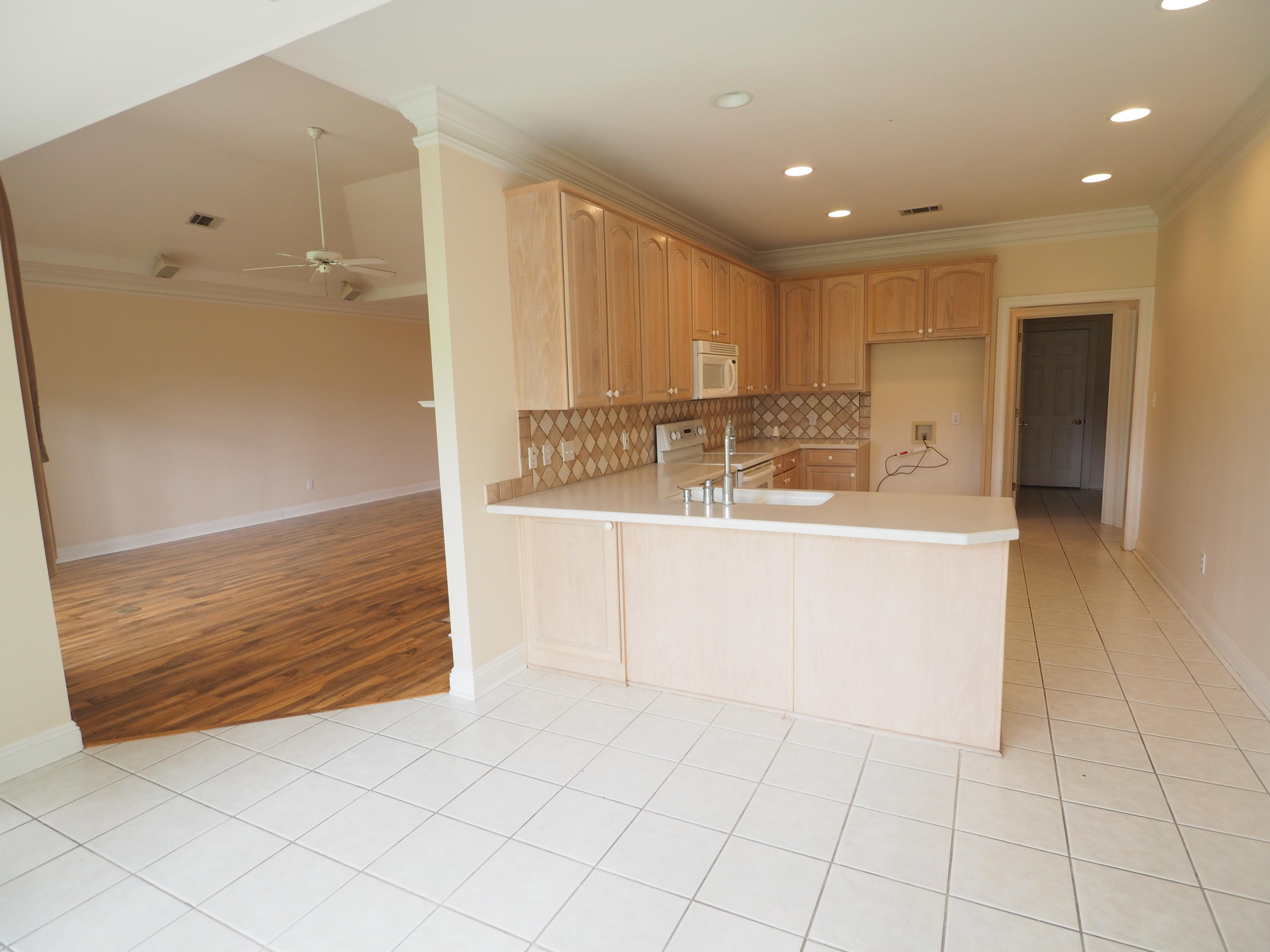 OAKMONT PLACE - Residential