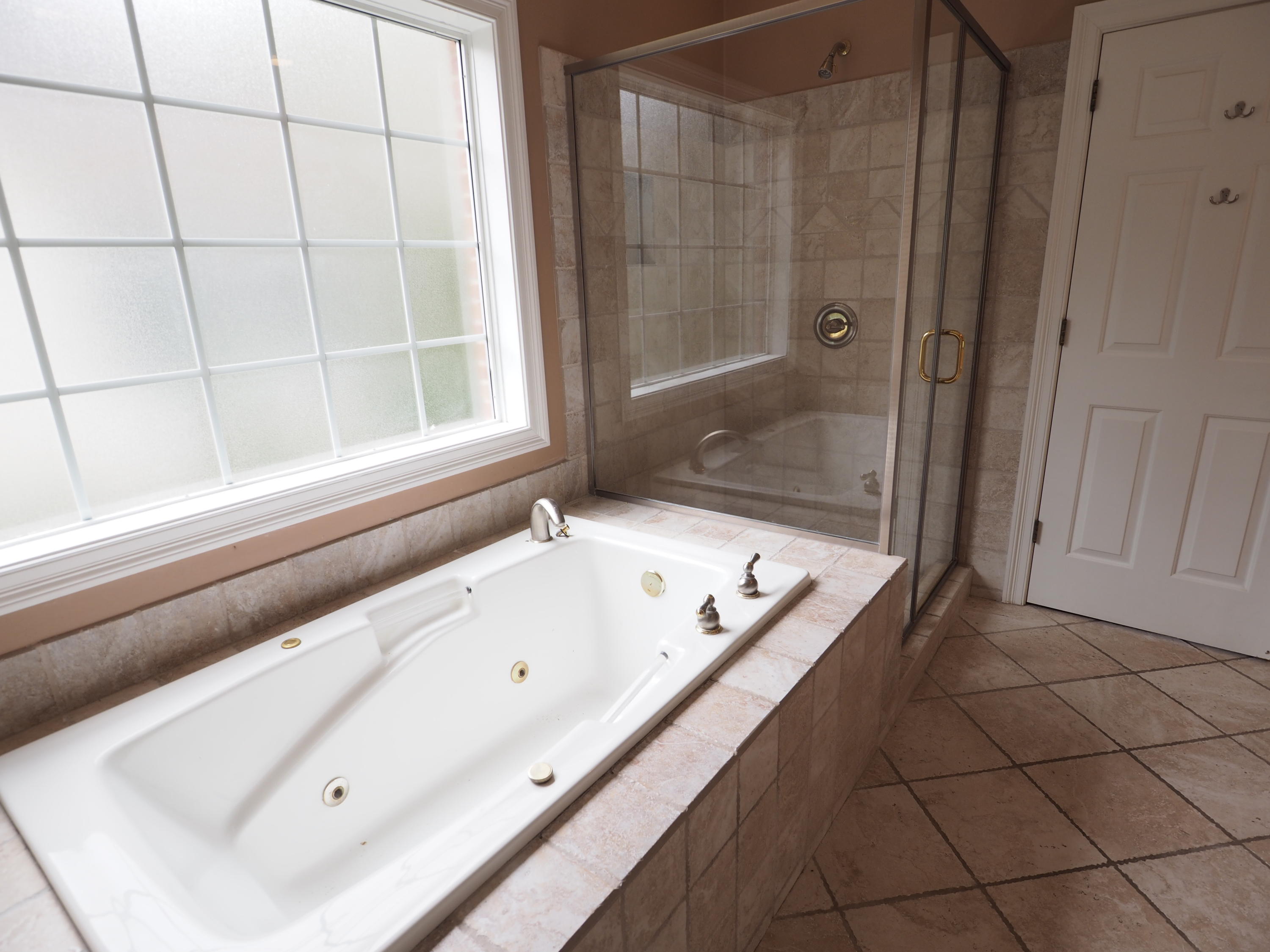 OAKMONT PLACE - Residential