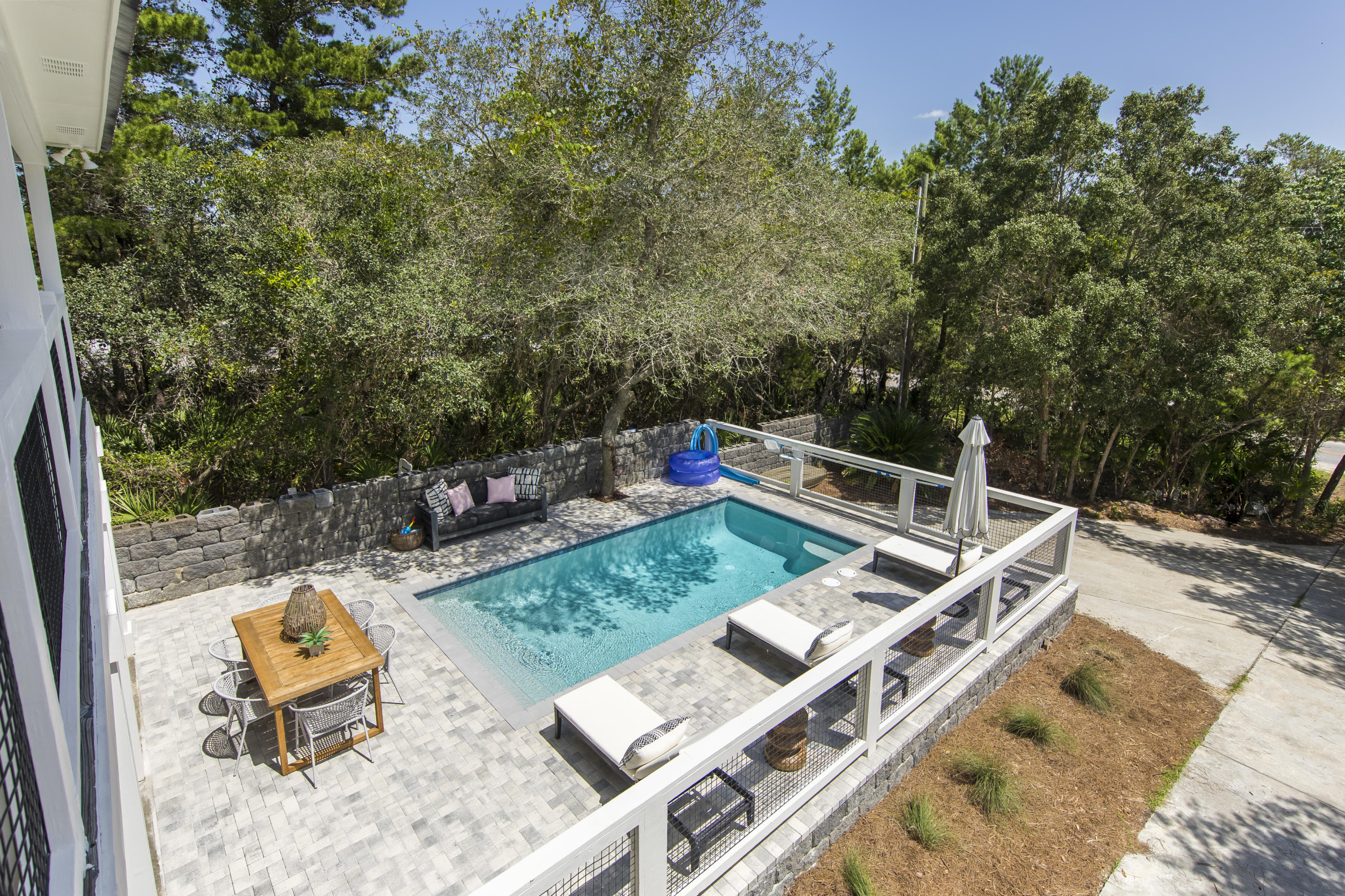 NO RECORDED SUBDIVISION - Residential