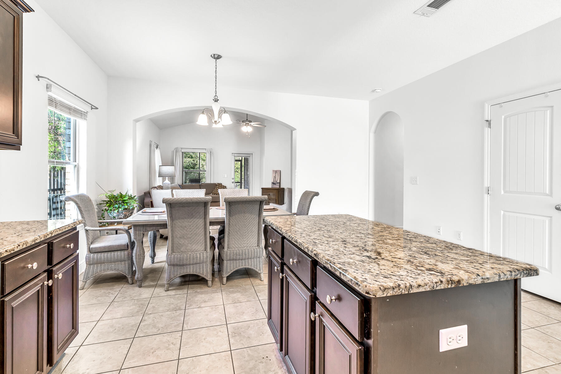 Santa Rosa Beach, Florida 32459, United States, 3 Bedrooms Bedrooms, ,2 BathroomsBathrooms,Residential,Pending,51666