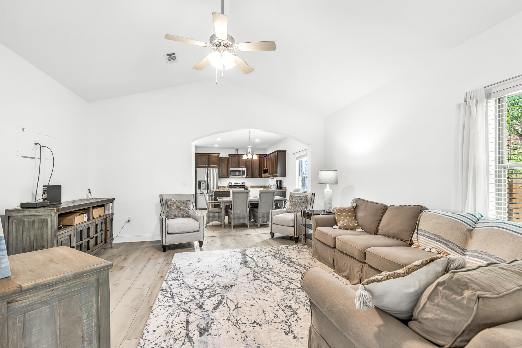 Santa Rosa Beach, Florida 32459, United States, 3 Bedrooms Bedrooms, ,2 BathroomsBathrooms,Residential,Pending,51666