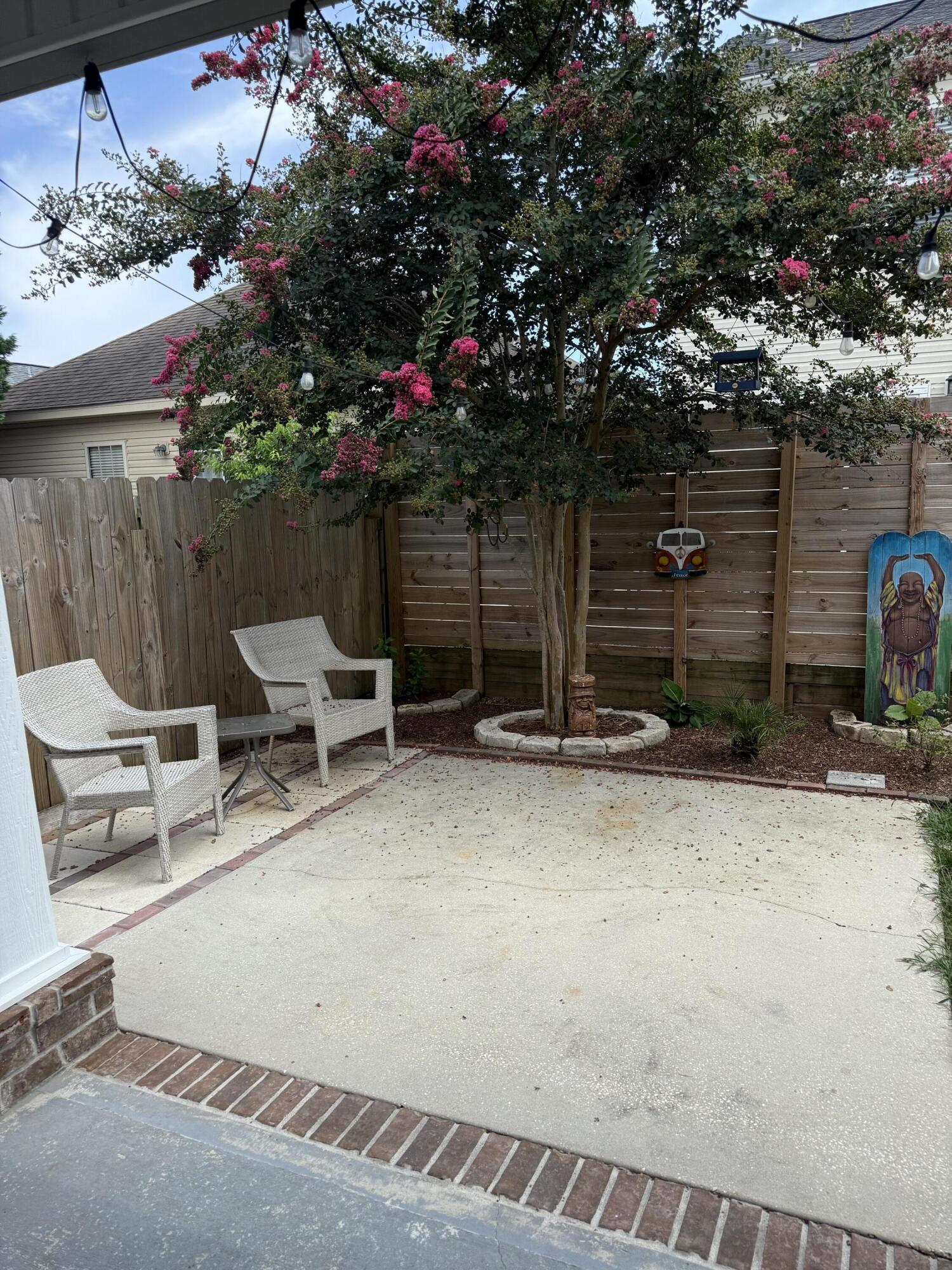 LAKEWOOD Cottages - Residential