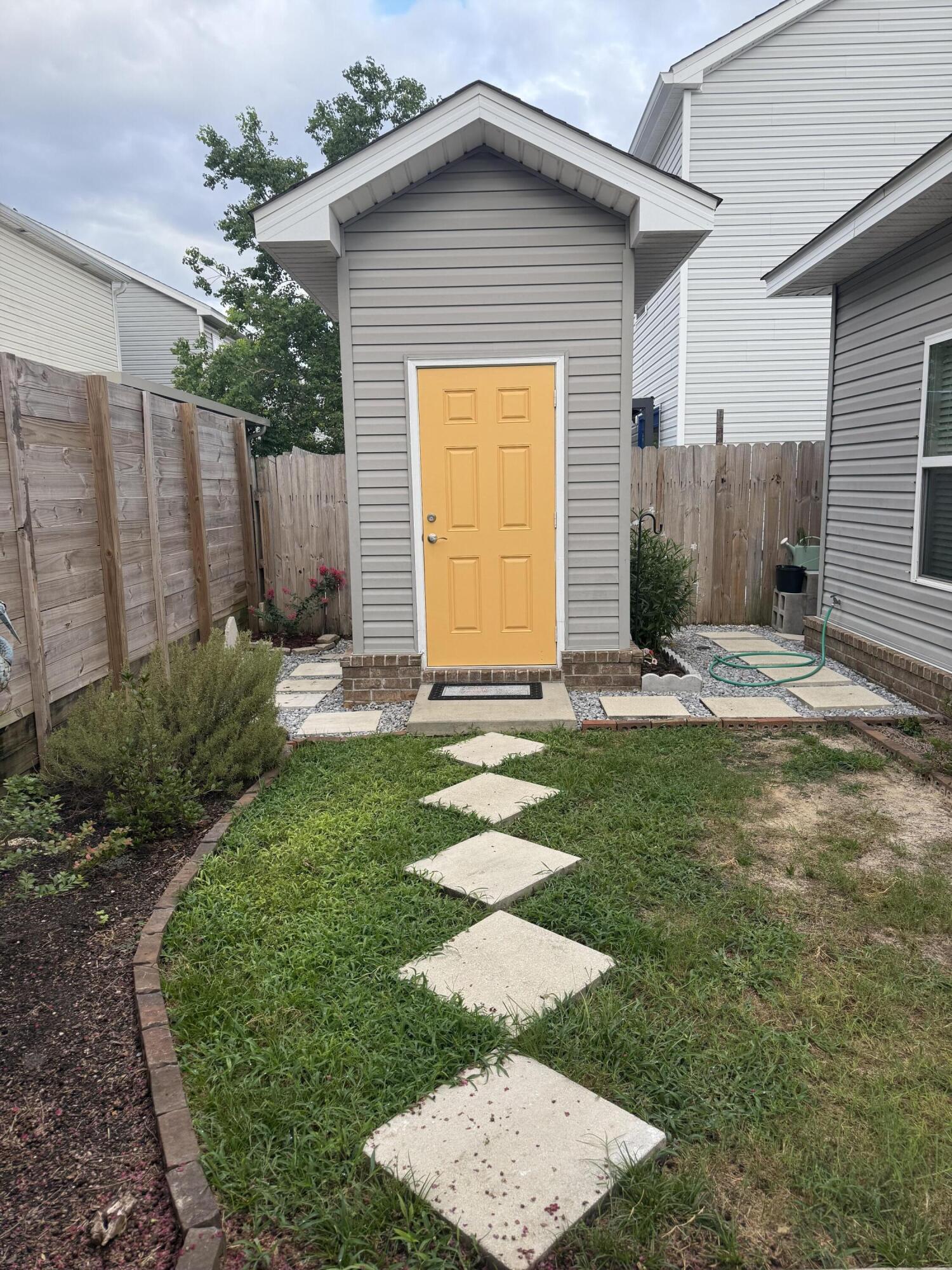 LAKEWOOD Cottages - Residential