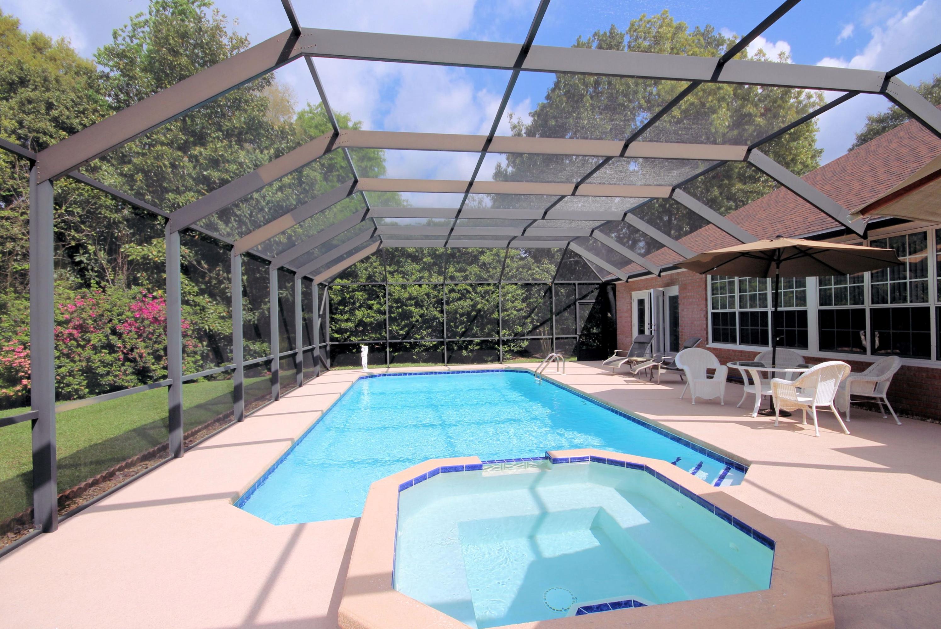 ST ANDREWS EAST BLUEWATER BAY - Residential