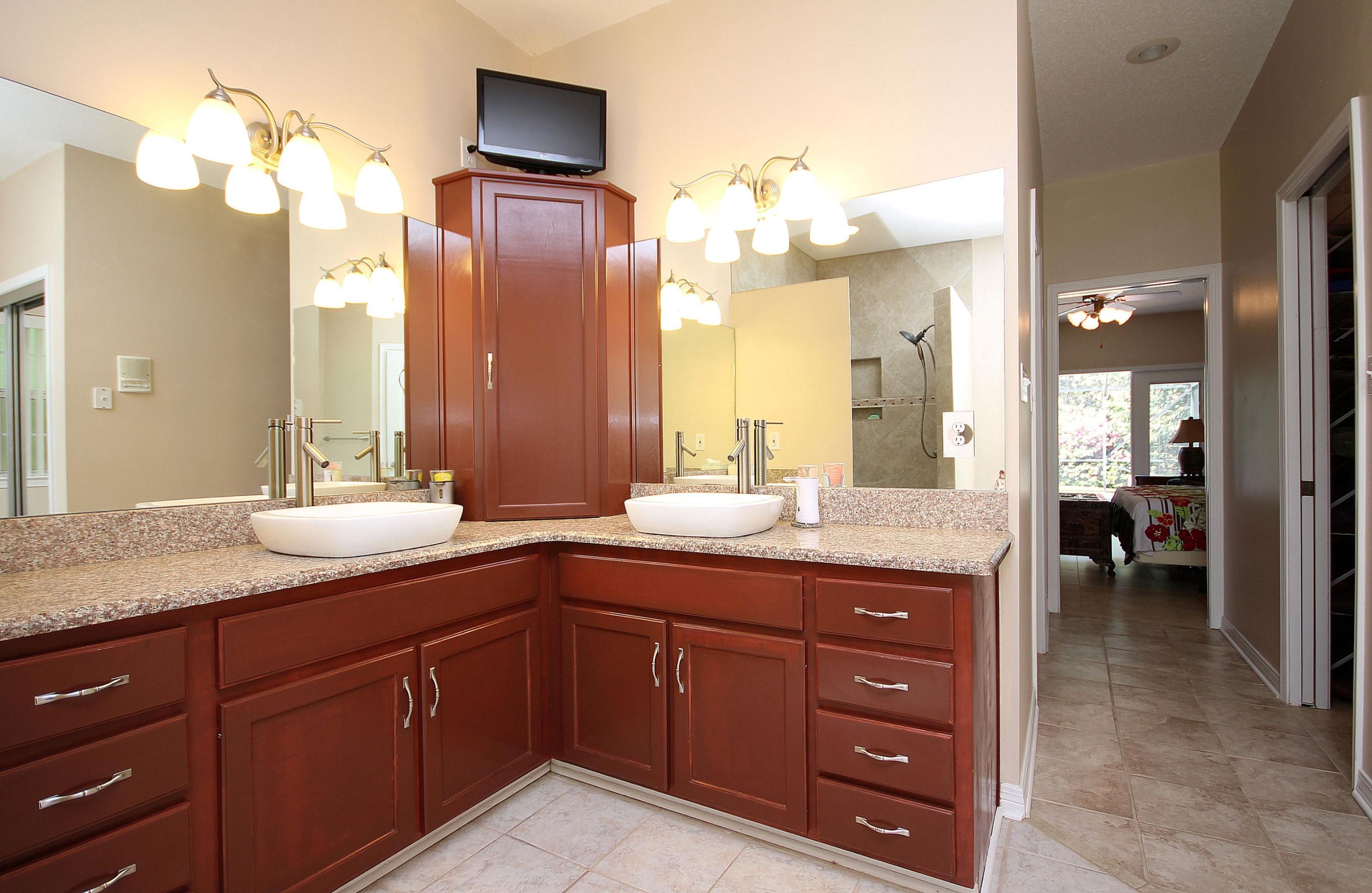 ST ANDREWS EAST BLUEWATER BAY - Residential