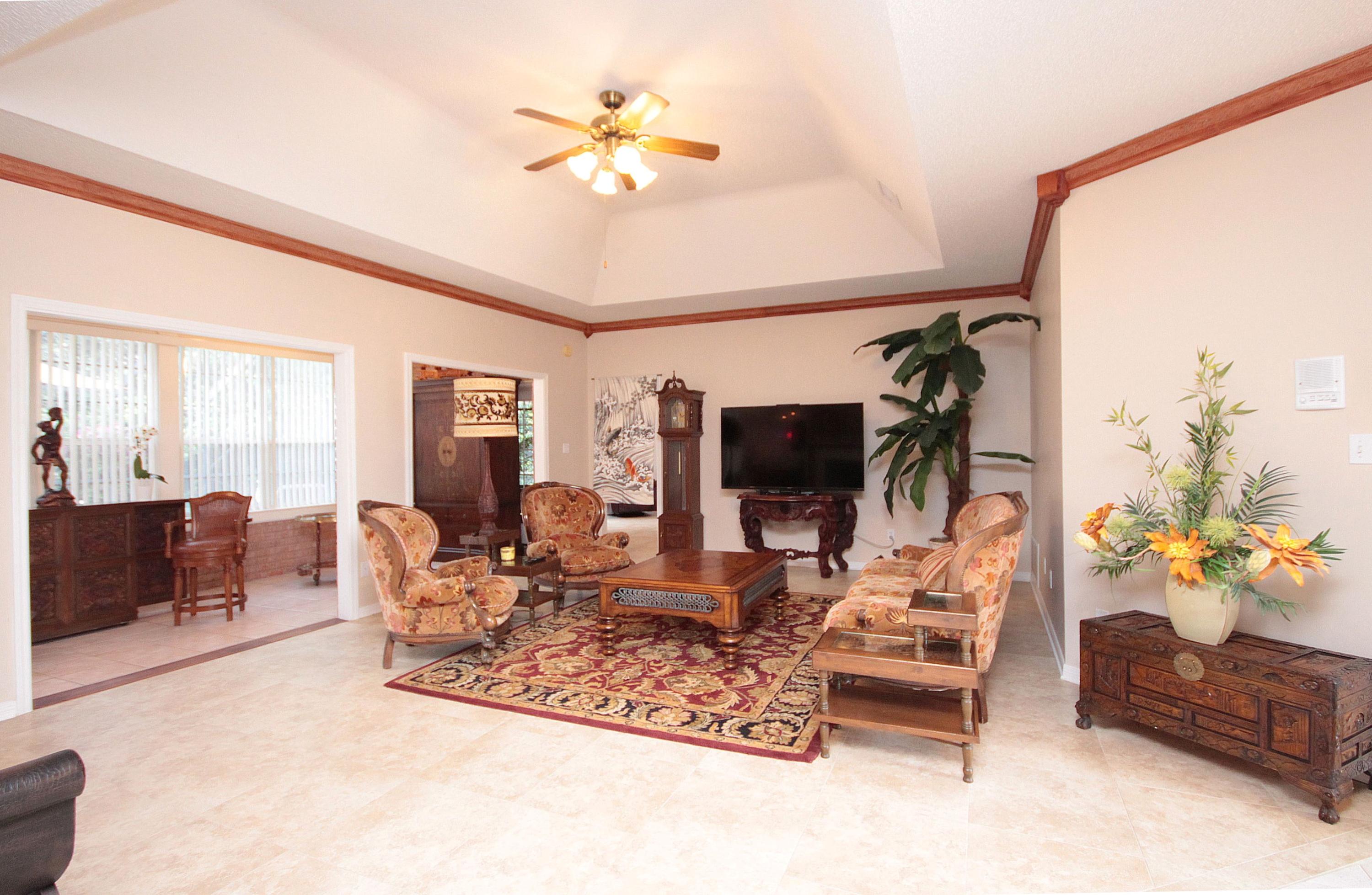 ST ANDREWS EAST BLUEWATER BAY - Residential