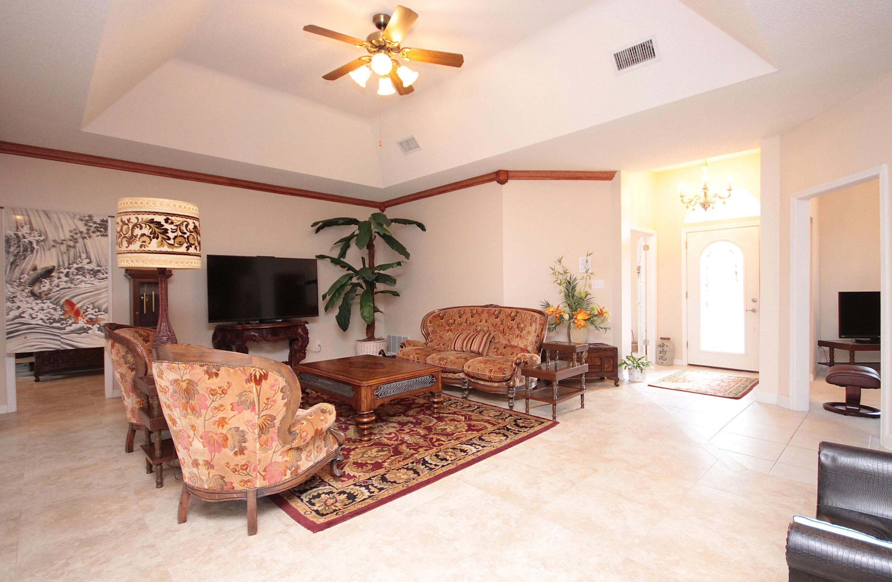 ST ANDREWS EAST BLUEWATER BAY - Residential