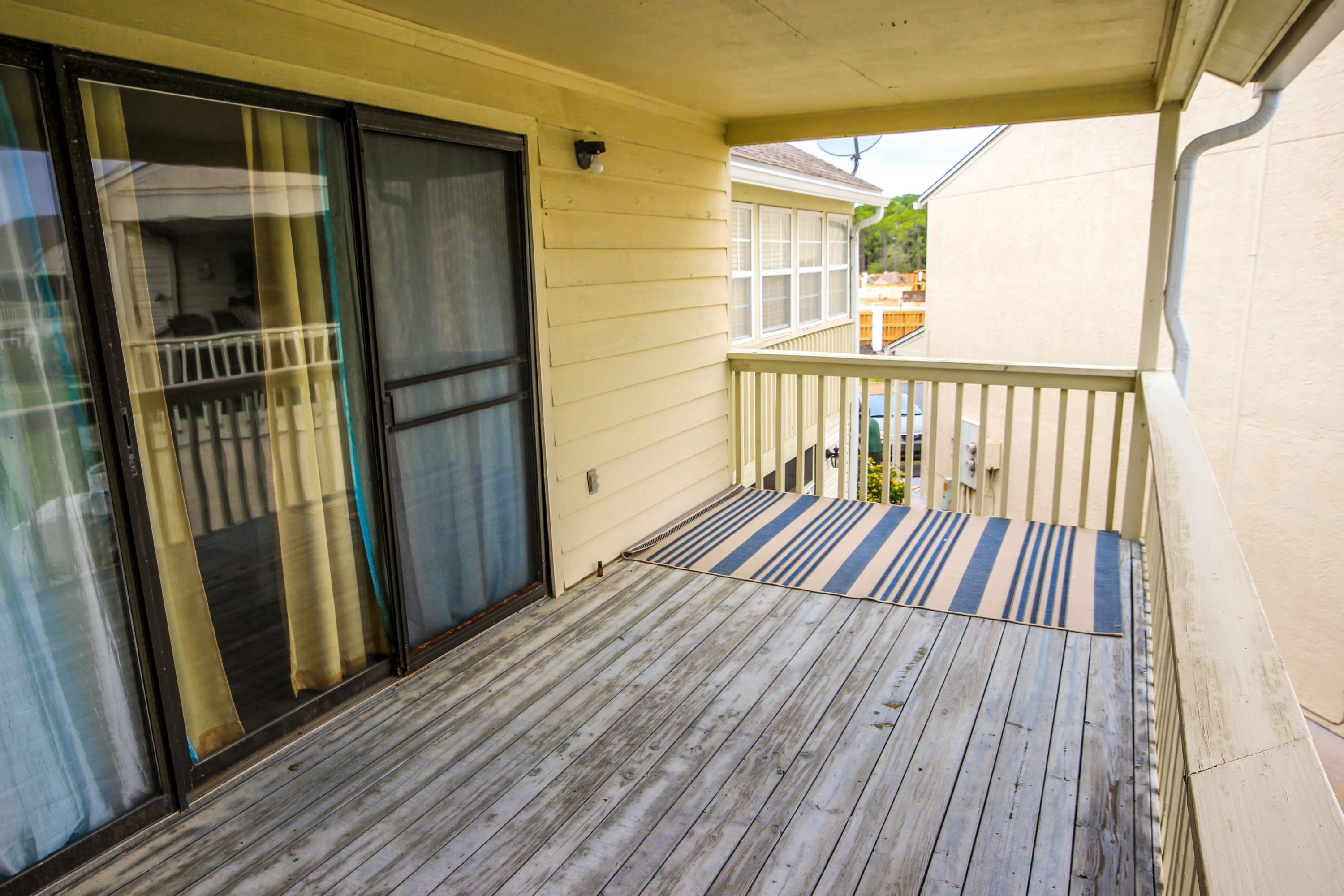 MISTY COVE T/H PH 1 - Residential