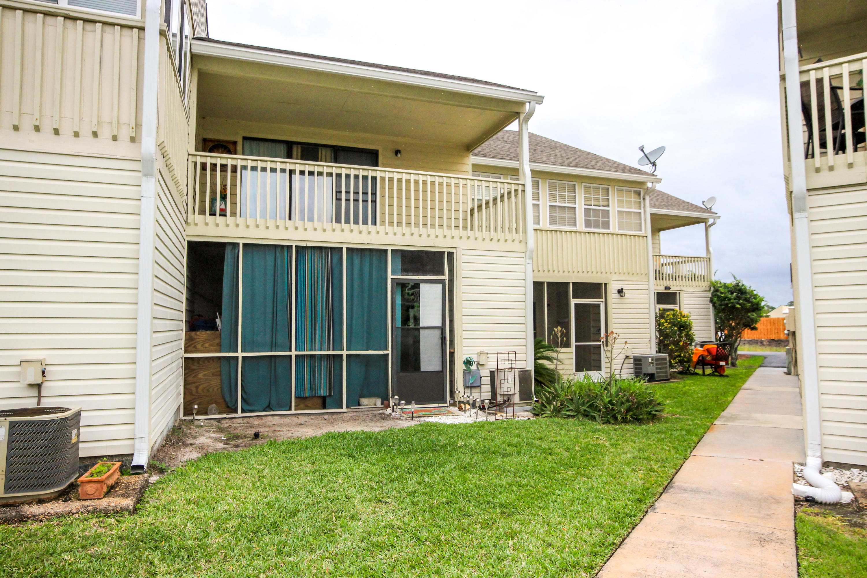 MISTY COVE T/H PH 1 - Residential