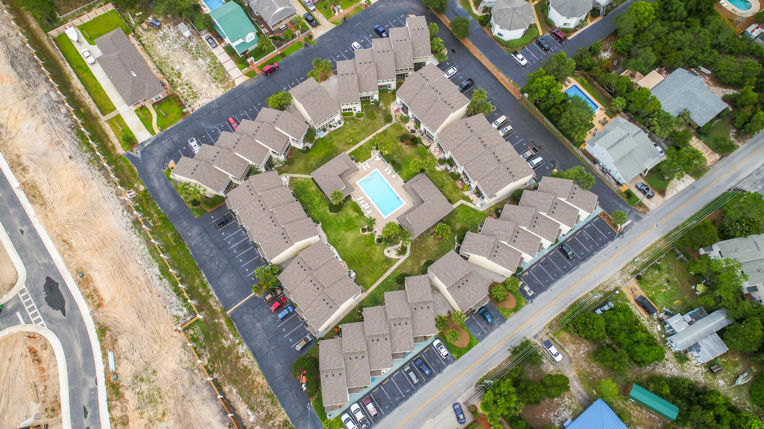 MISTY COVE T/H PH 1 - Residential