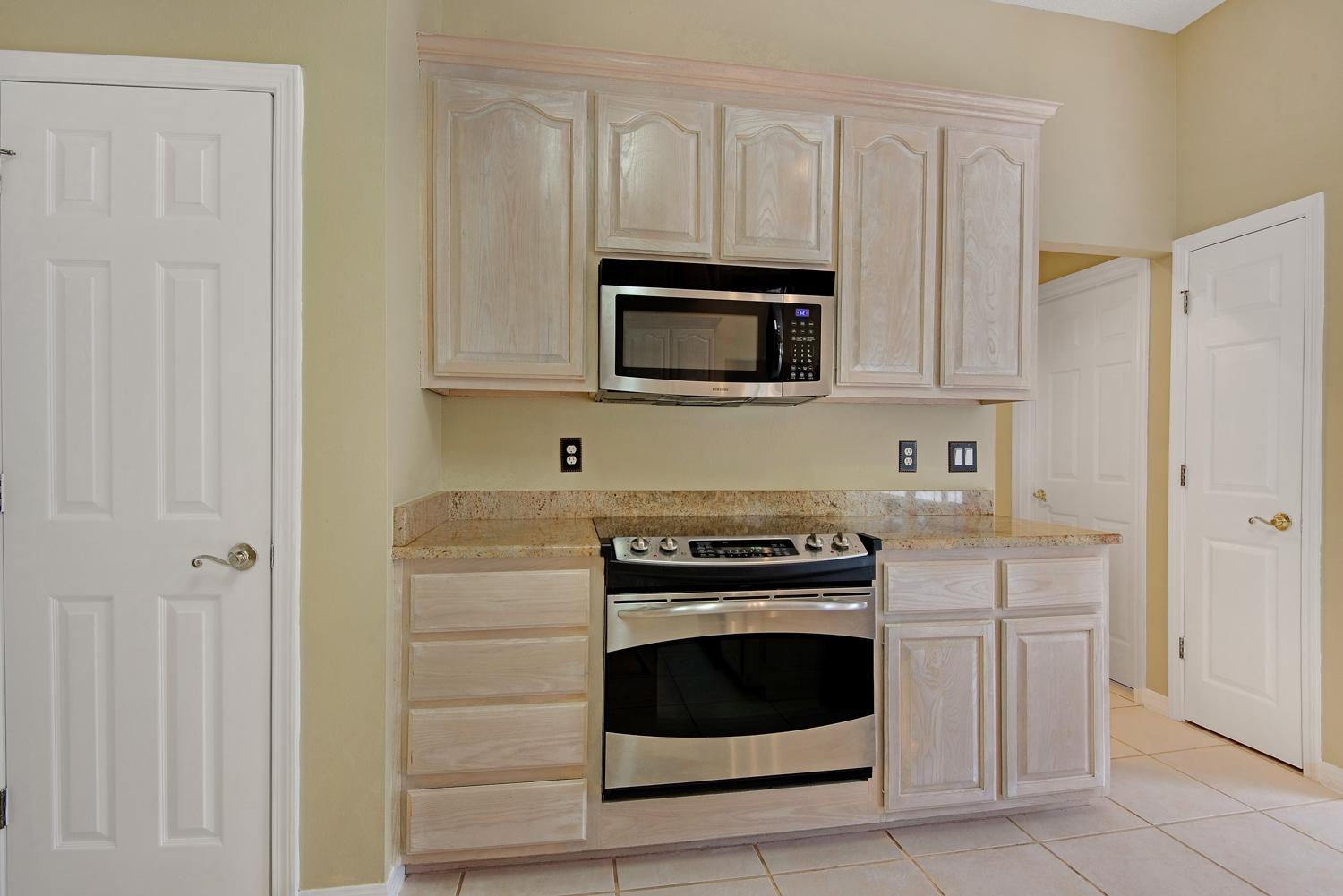 ROCKY BAYOU ESTATES 01 - Residential