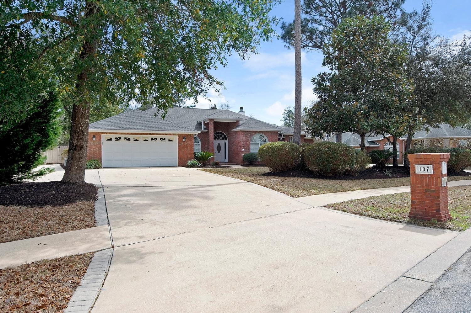 ROCKY BAYOU ESTATES 01 - Residential