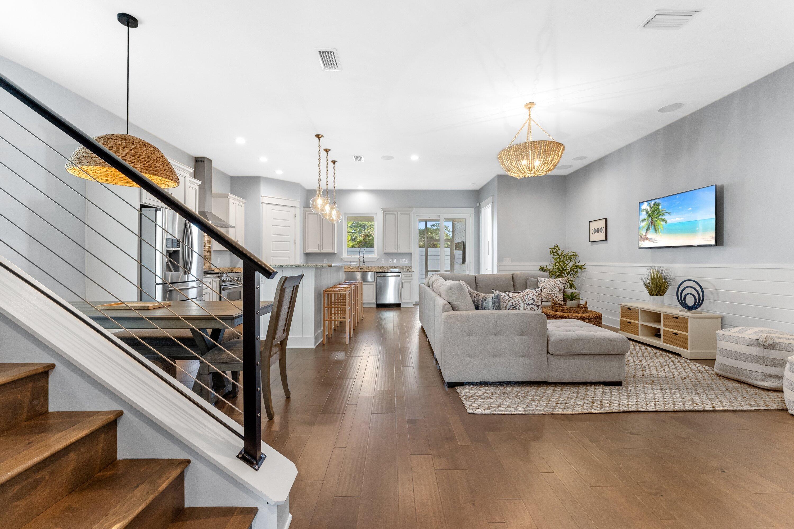 FRANGISTA BEACH 3RD ADDN - Residential