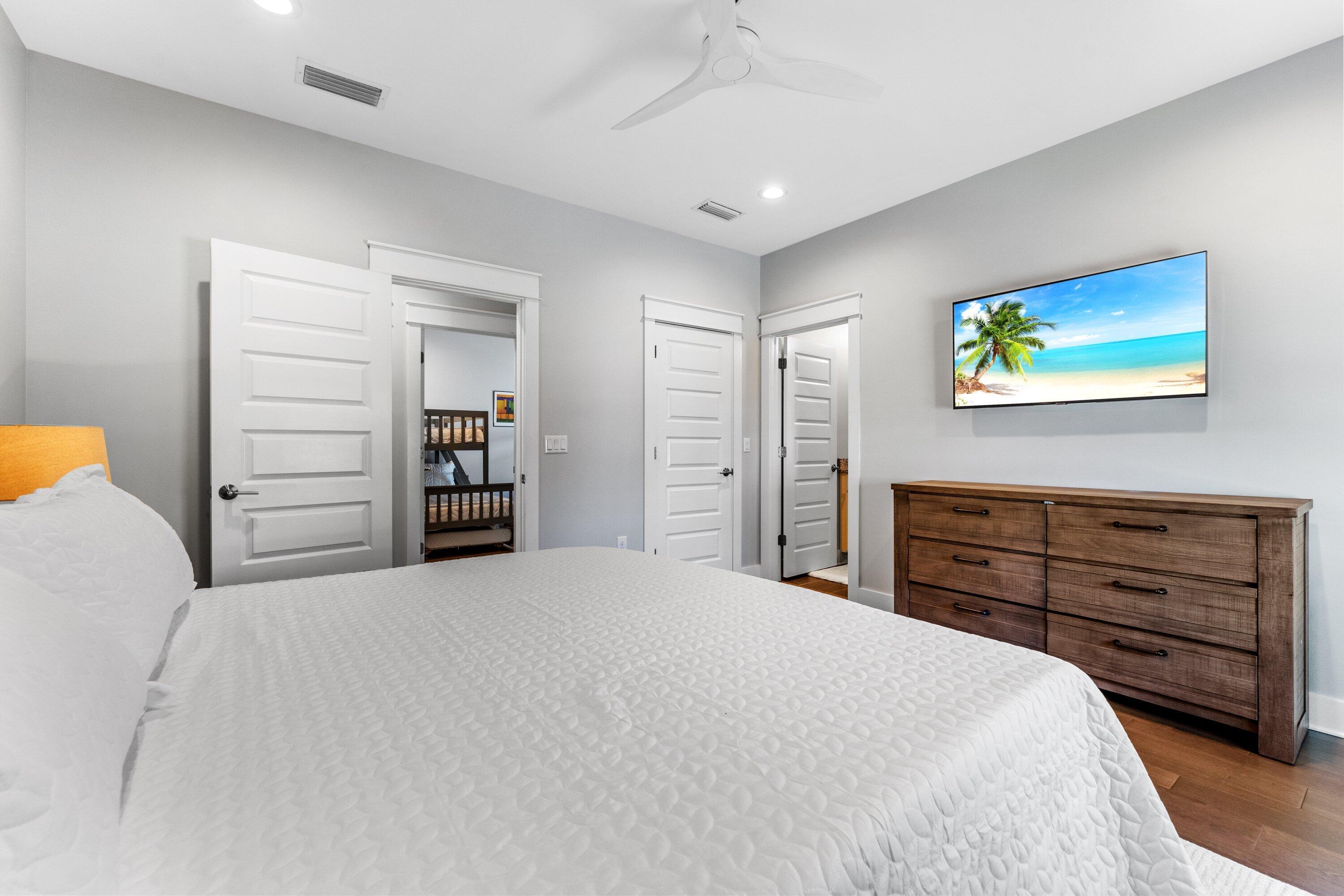 FRANGISTA BEACH 3RD ADDN - Residential