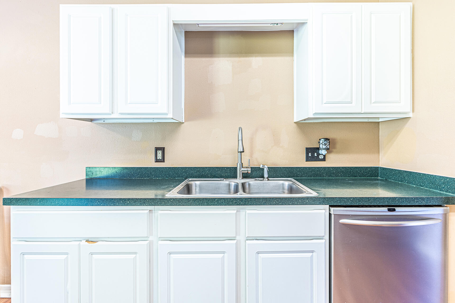 COUNTRYVIEW ESTATES 10TH ADDN - Residential