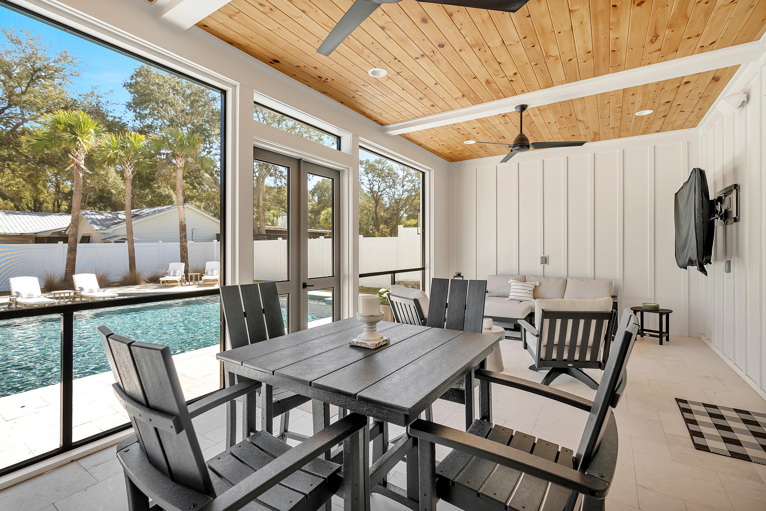 GULF LAKE BEACHES ESTATES - Residential