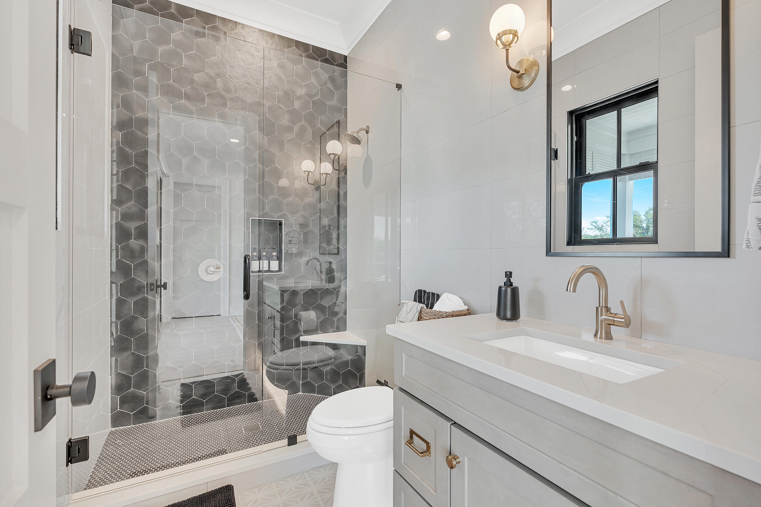 GULF LAKE BEACHES ESTATES - Residential