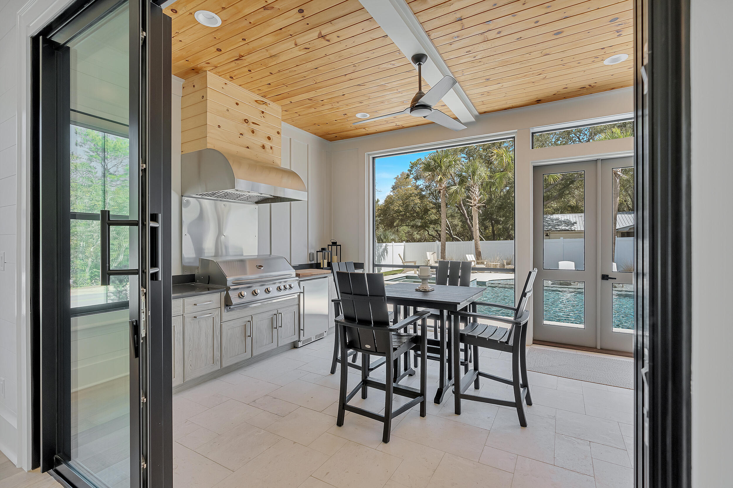 GULF LAKE BEACHES ESTATES - Residential