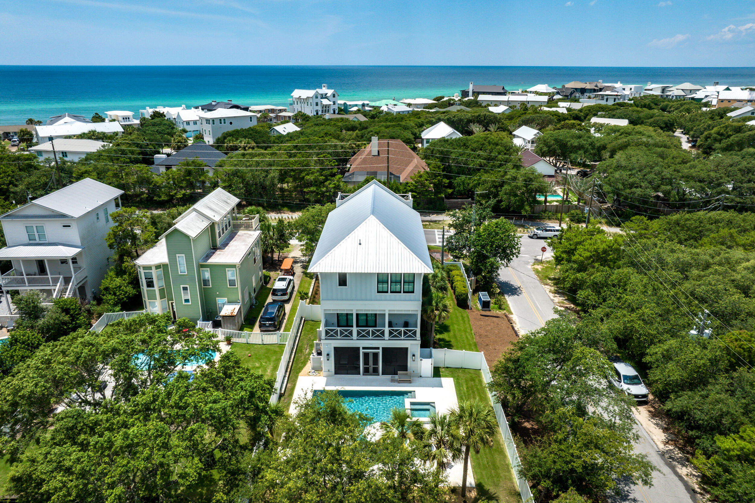 GULF LAKE BEACHES ESTATES - Residential