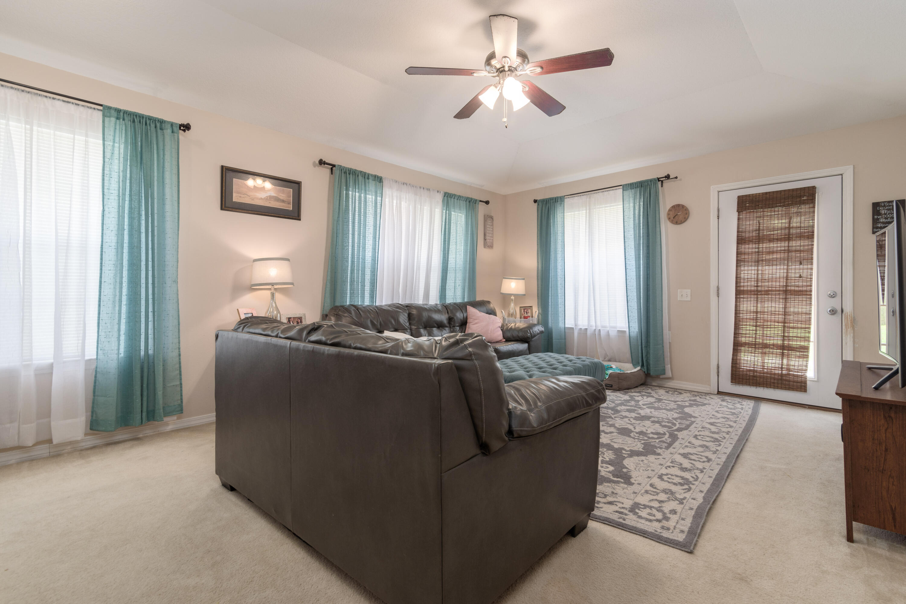 SHADOW LAKES - Residential