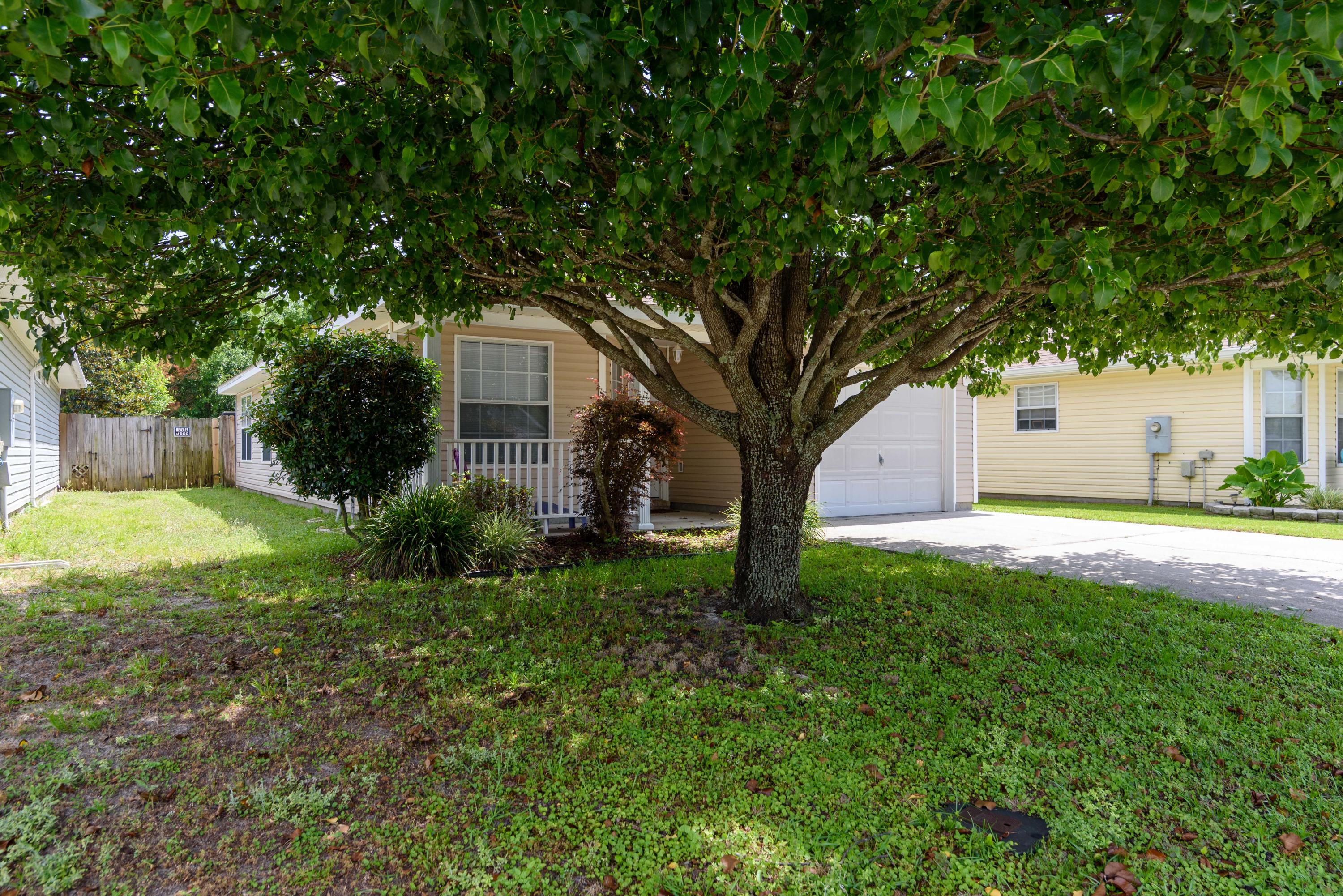 SHADOW LAKES - Residential