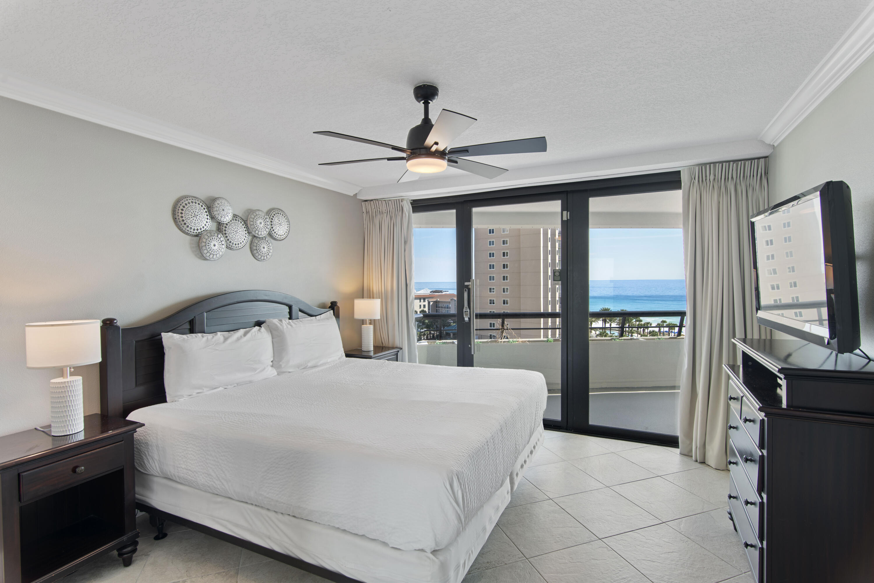 EDGEWATER BEACH CONDO PH 1 - Residential