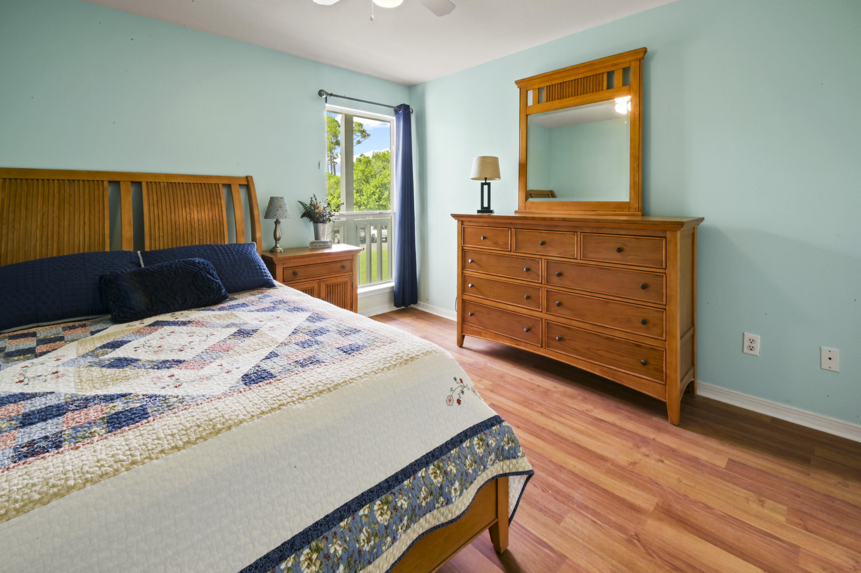 SOUNDWIND CONDO - Residential