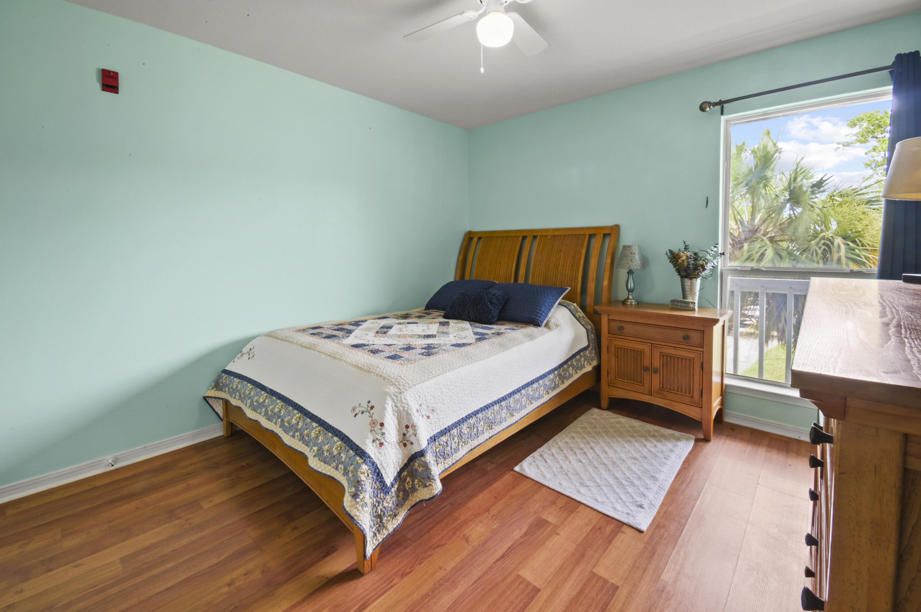 SOUNDWIND CONDO - Residential