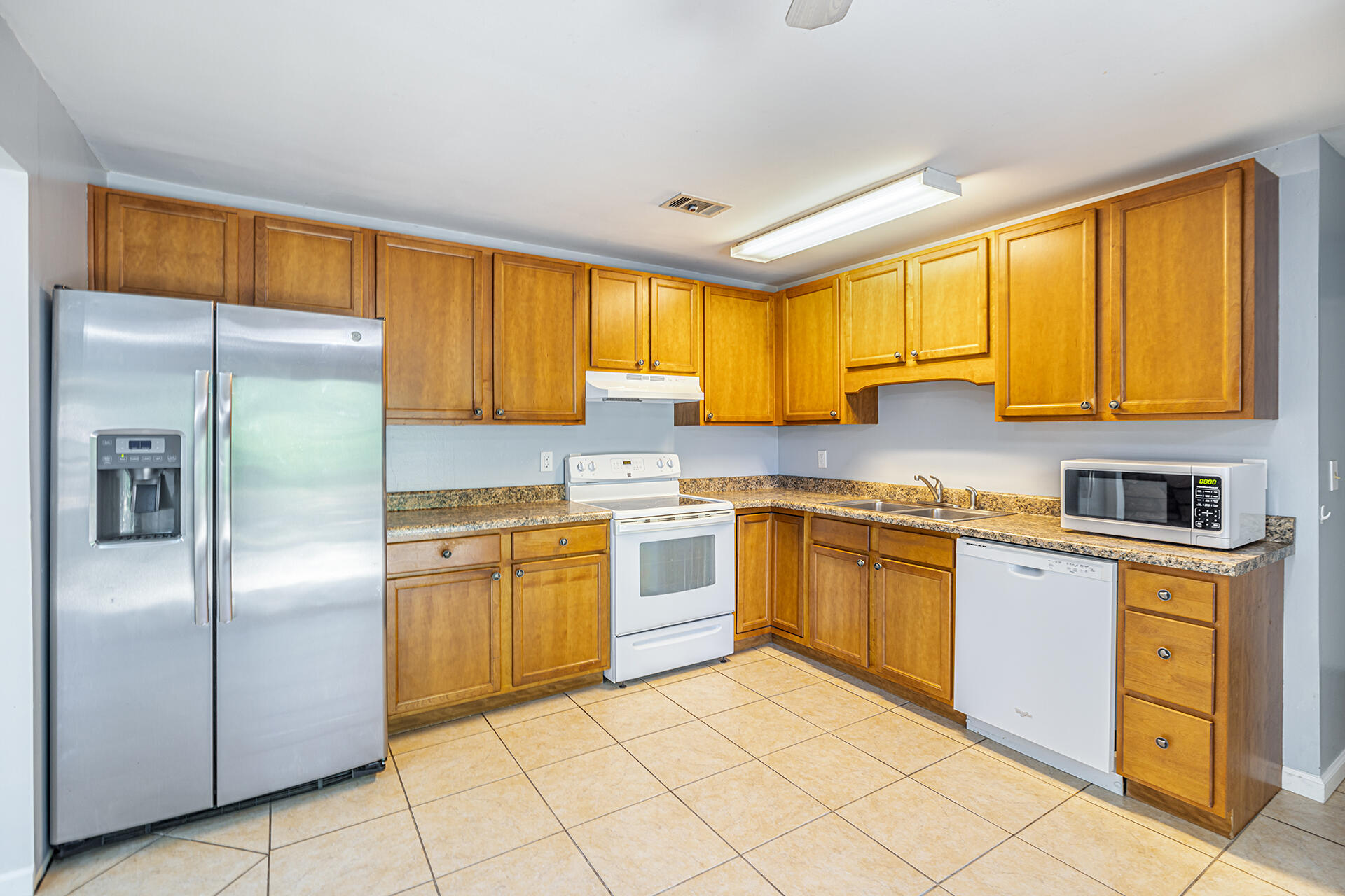 LAKE SHARON ESTATES - Residential