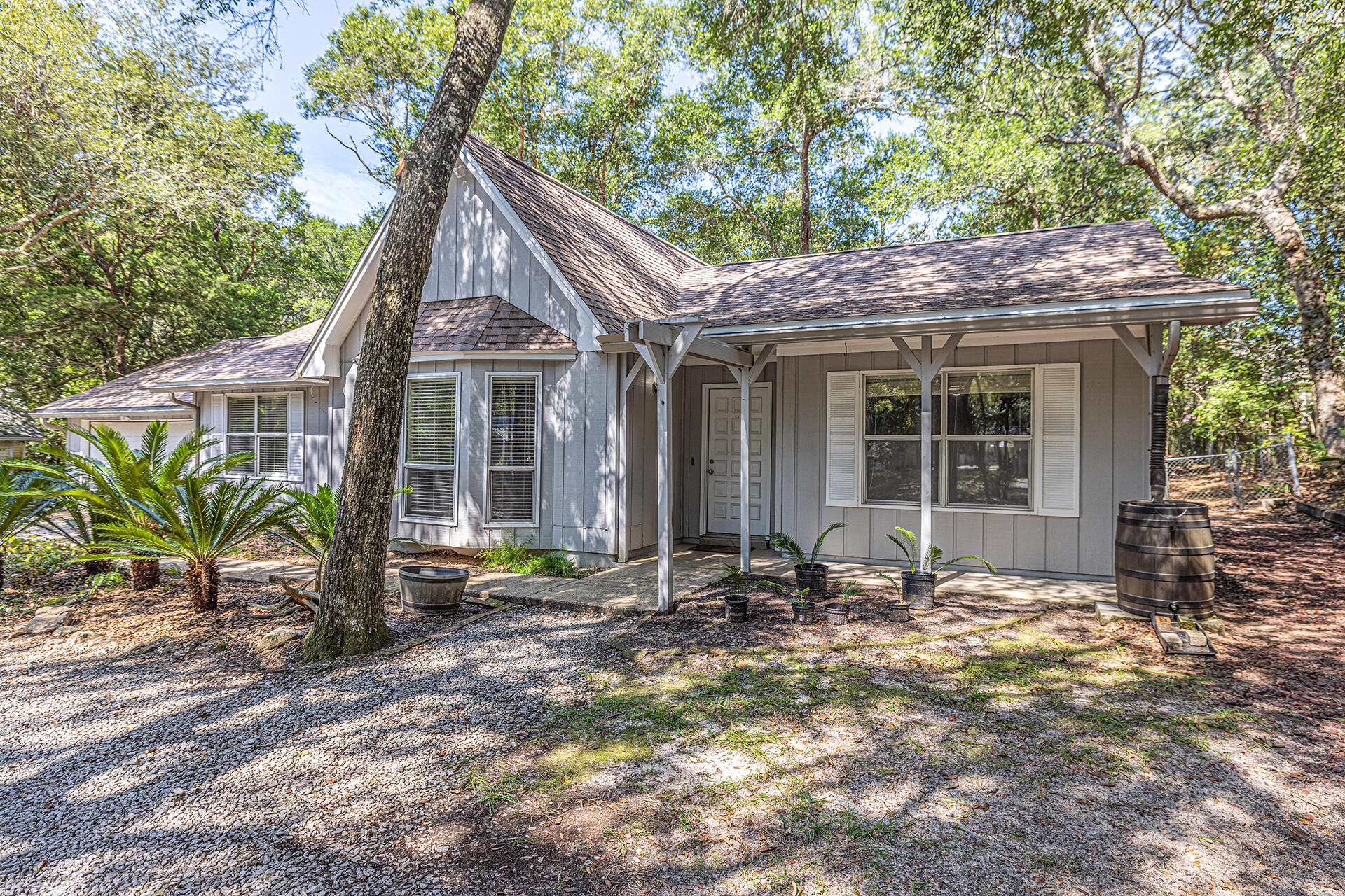 LAKE SHARON ESTATES - Residential