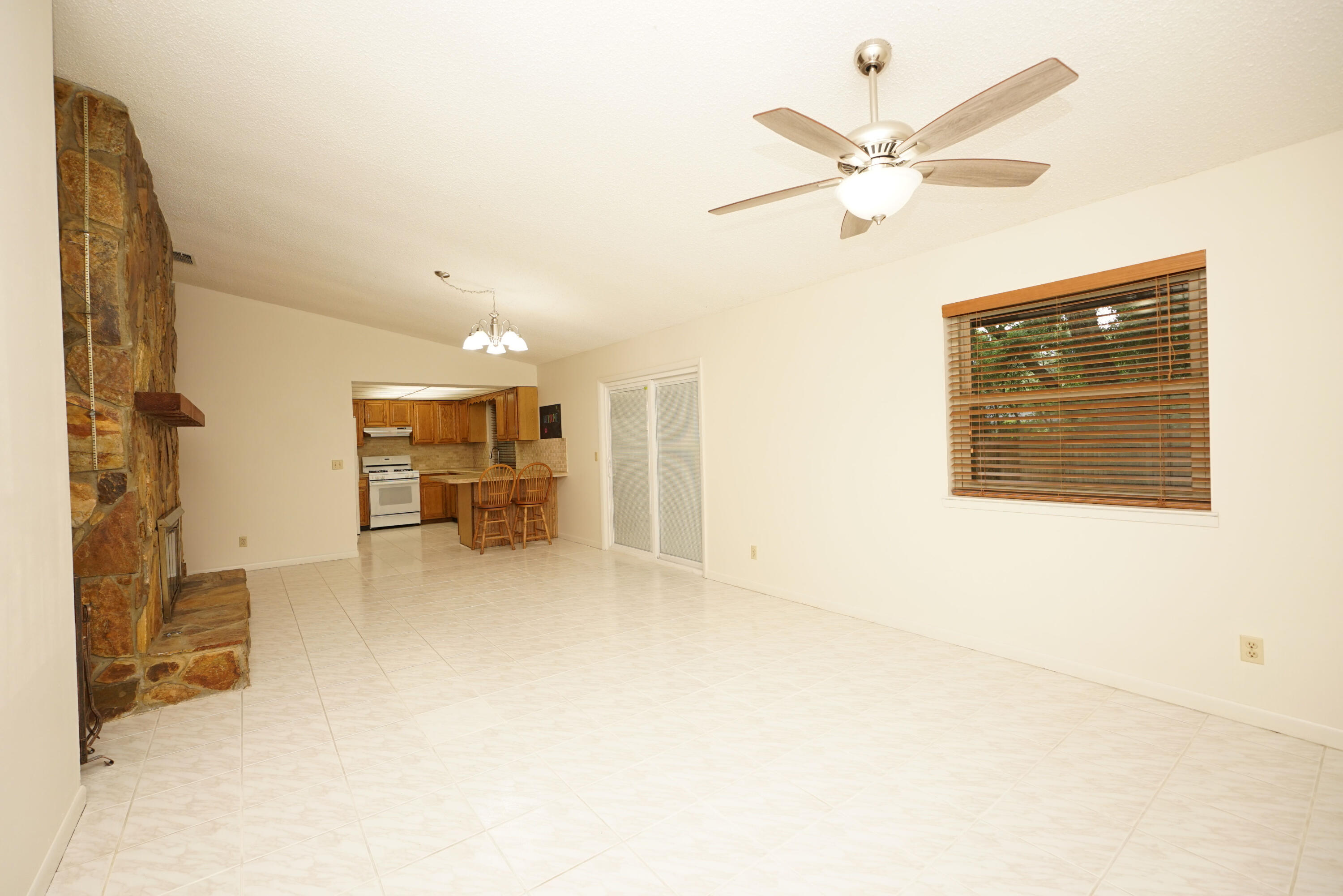 PINEWOOD ESTATES 2 - Residential
