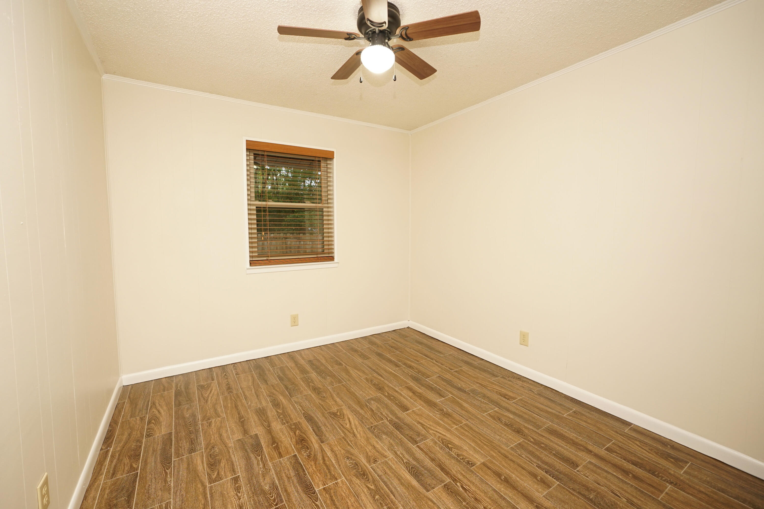 PINEWOOD ESTATES 2 - Residential
