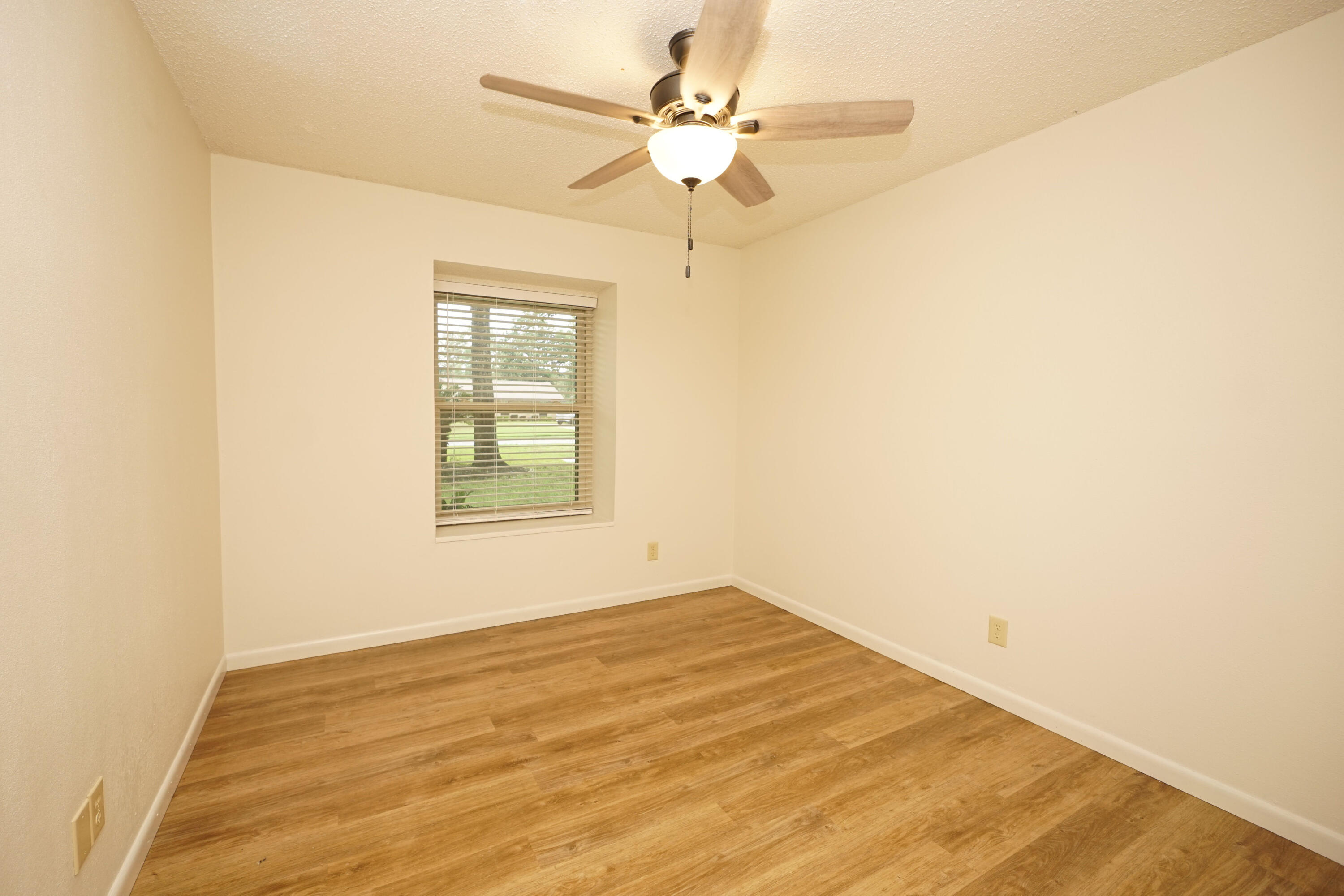 PINEWOOD ESTATES 2 - Residential