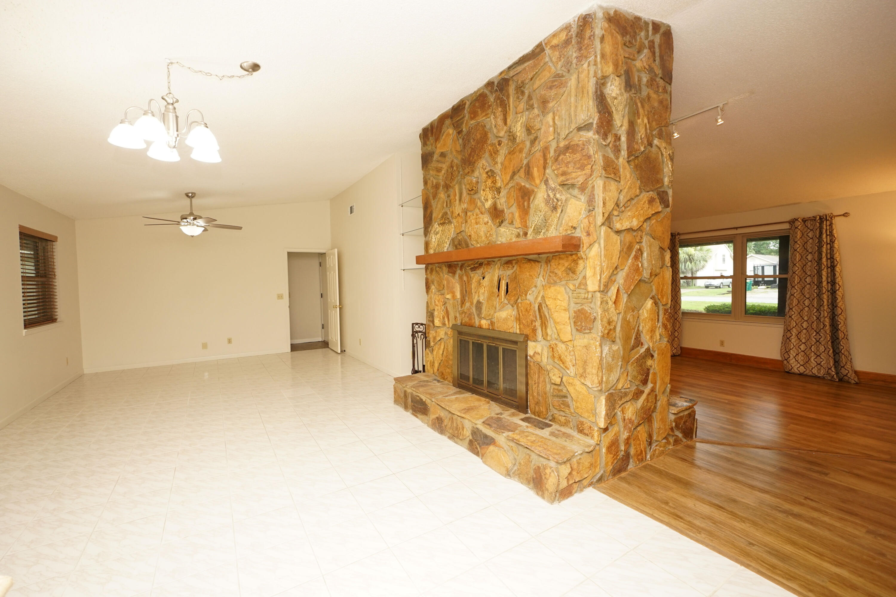 PINEWOOD ESTATES 2 - Residential