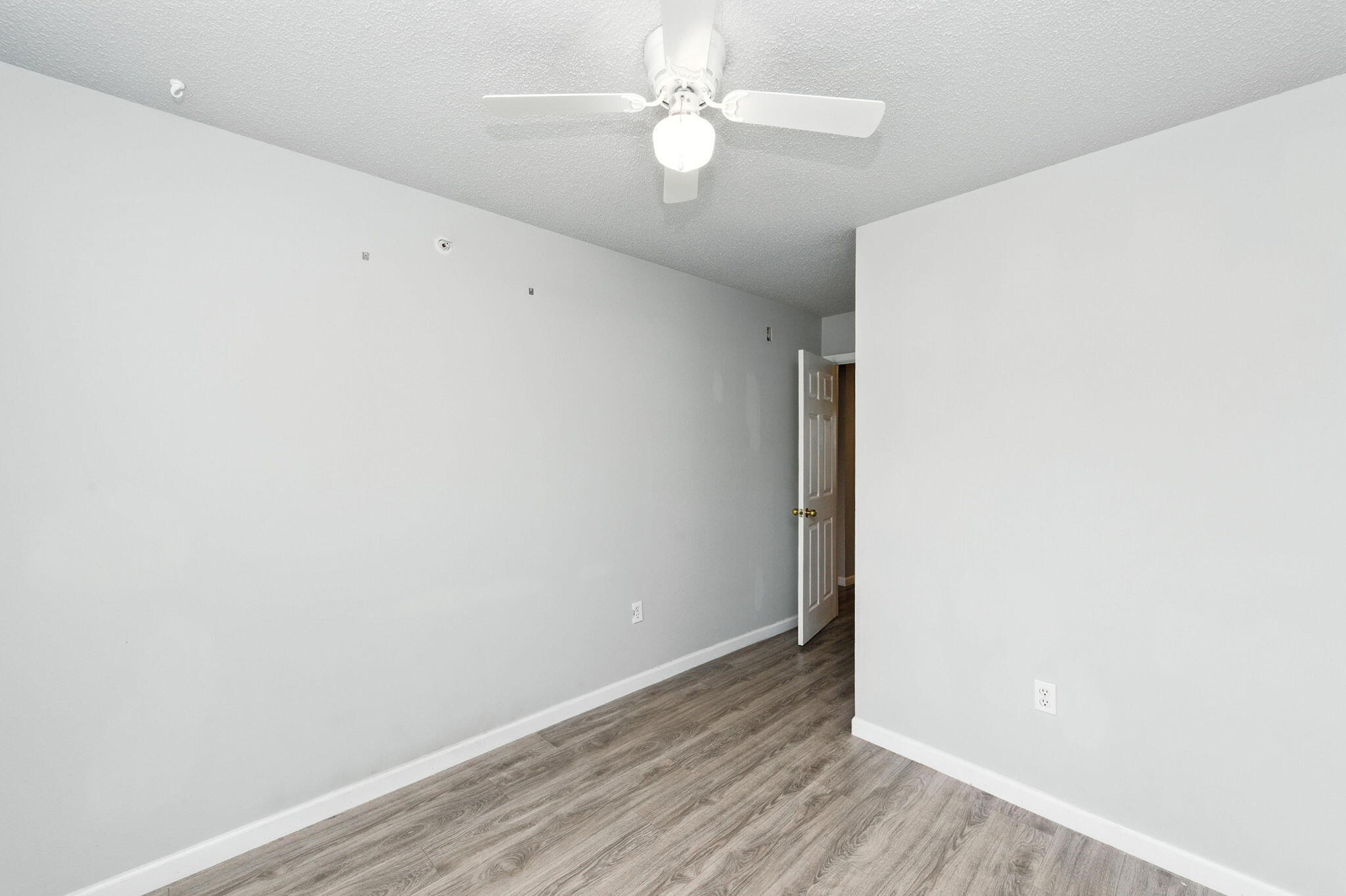 ROLLING PINES - Residential Lease