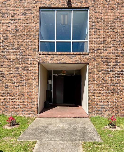 FAIR OAKS VILLAGE CONDO - Residential